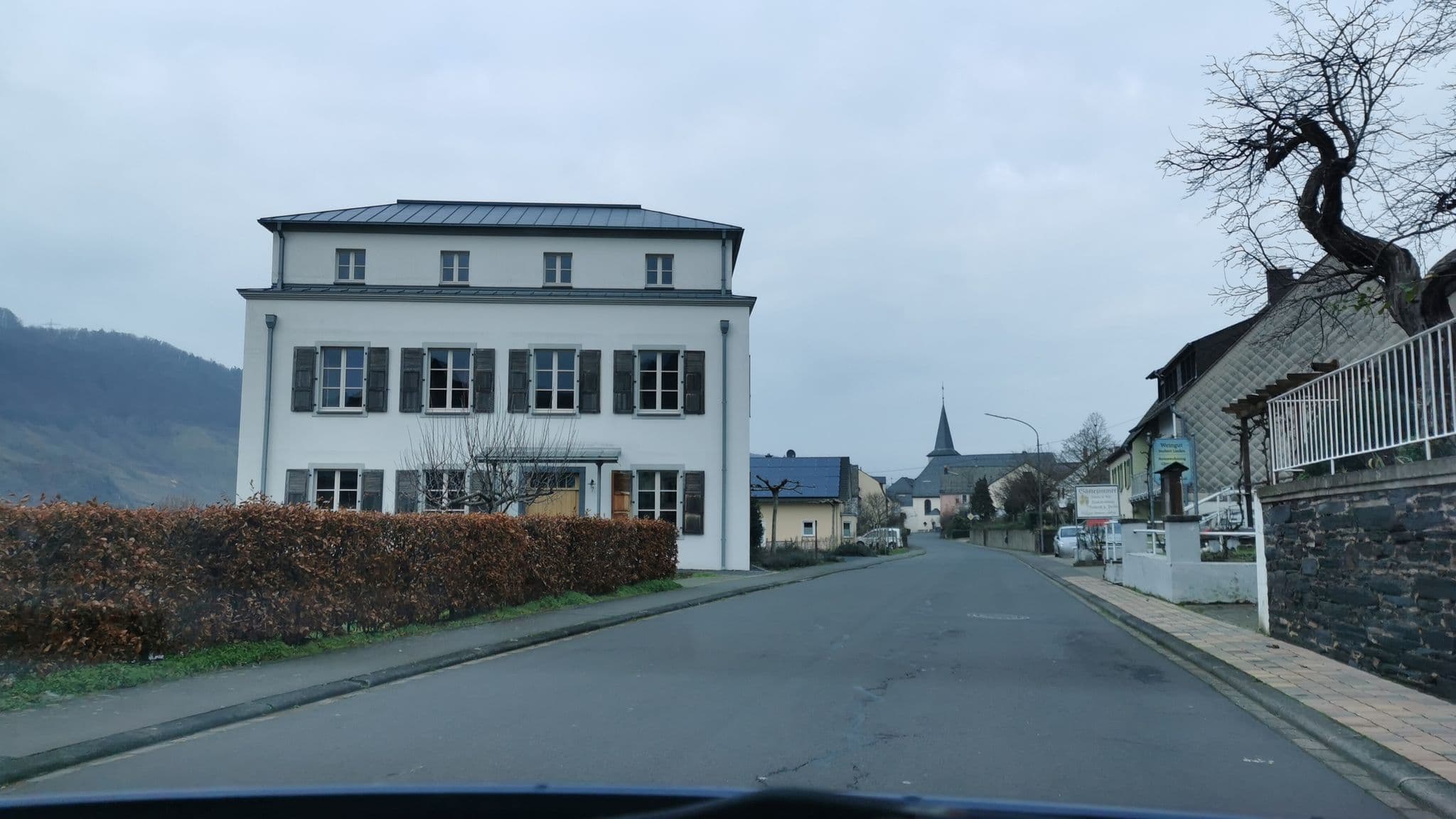 Street view near Weingutshotel St. Michael | Zimmer 11, Piesport — © ma_rt_in (CC BY-SA · Mapillary)