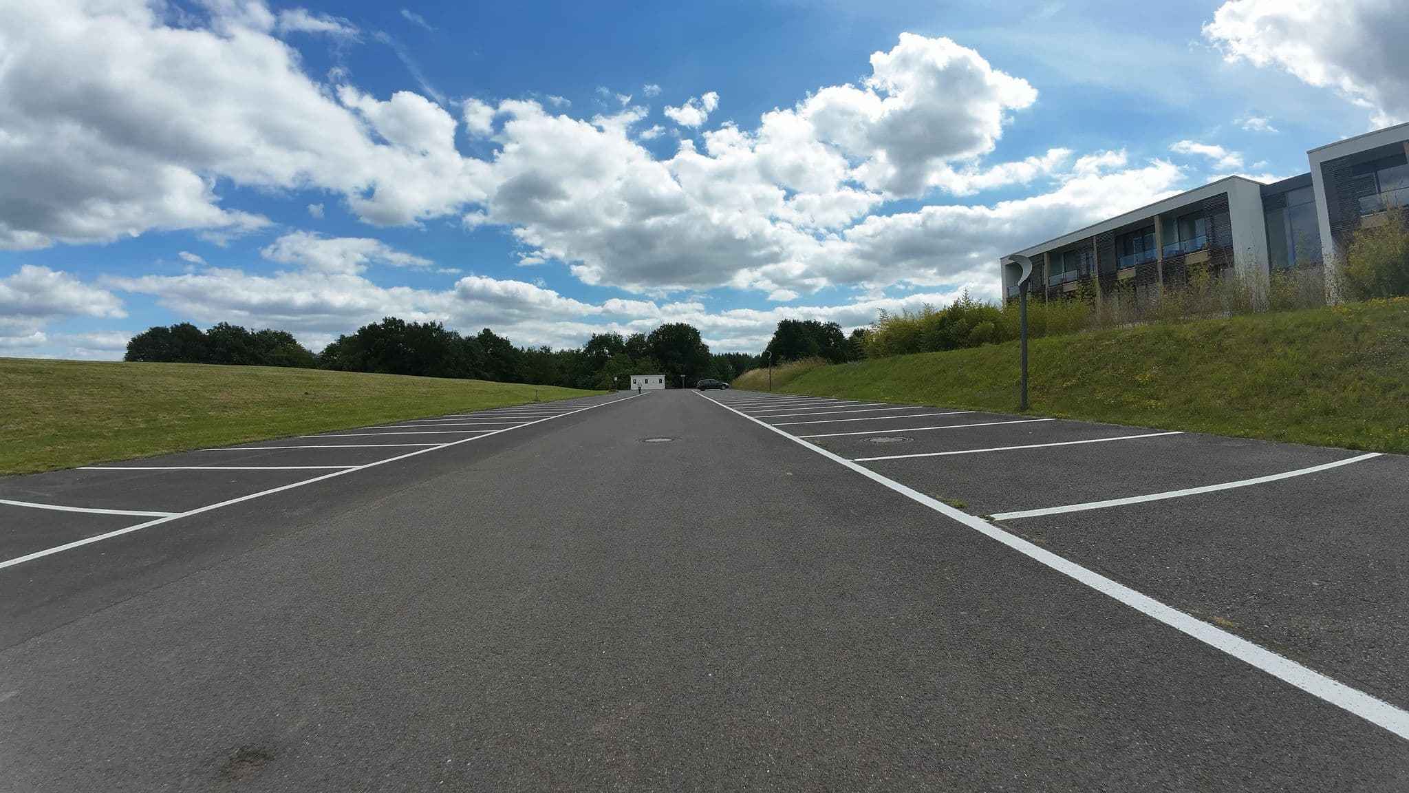 Street view near Hotel Restaurant Posthof St. Wendel, Sankt Wendel — © teddy73 (CC BY-SA · Mapillary)