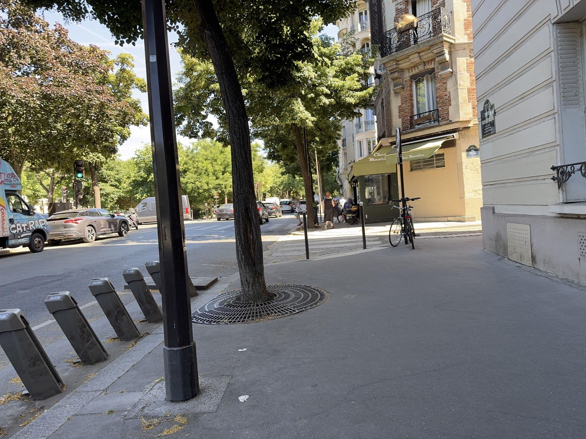 Street view near Villa Montparnasse, Paris 14 Observatoire — © pvk (CC BY-SA · Mapillary)