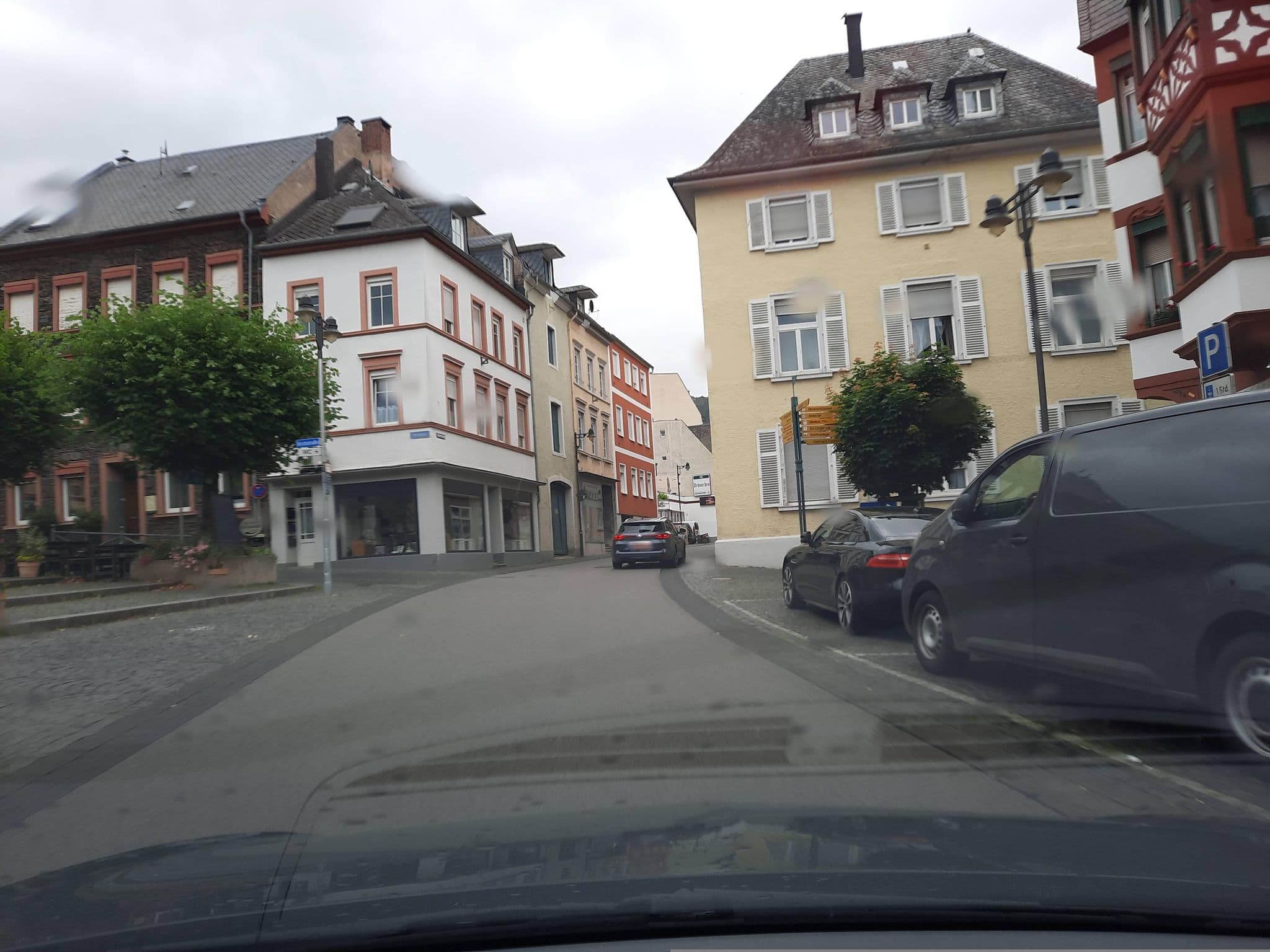 Street view near Jugendstilhaus Markplatz, Traben-Trarbach — © Lowiekse (CC BY-SA · Mapillary)