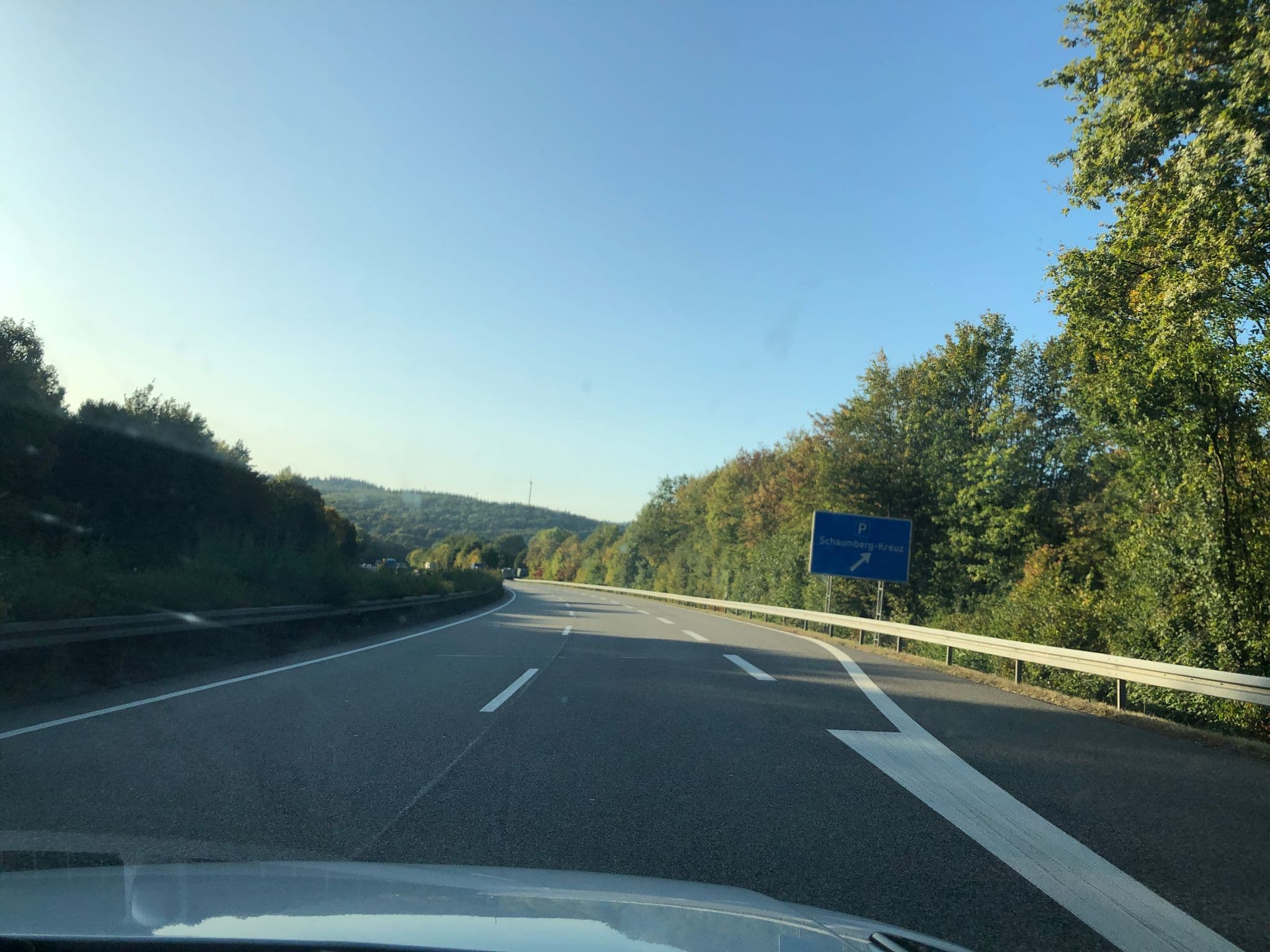 Street view near Sport- und Bildungszentrum Braunshausen, Tholey — © arayla (CC BY-SA · Mapillary)