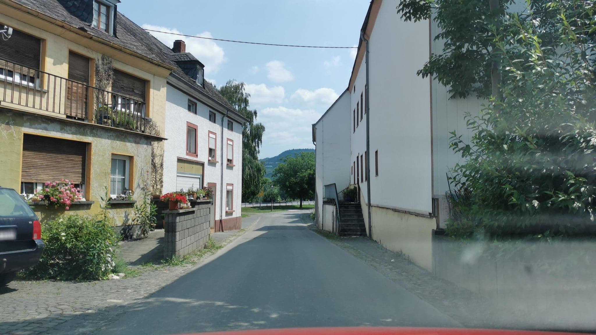 Street view near Vierzehn85, Leiwen — © ma_rt_in (CC BY-SA · Mapillary)