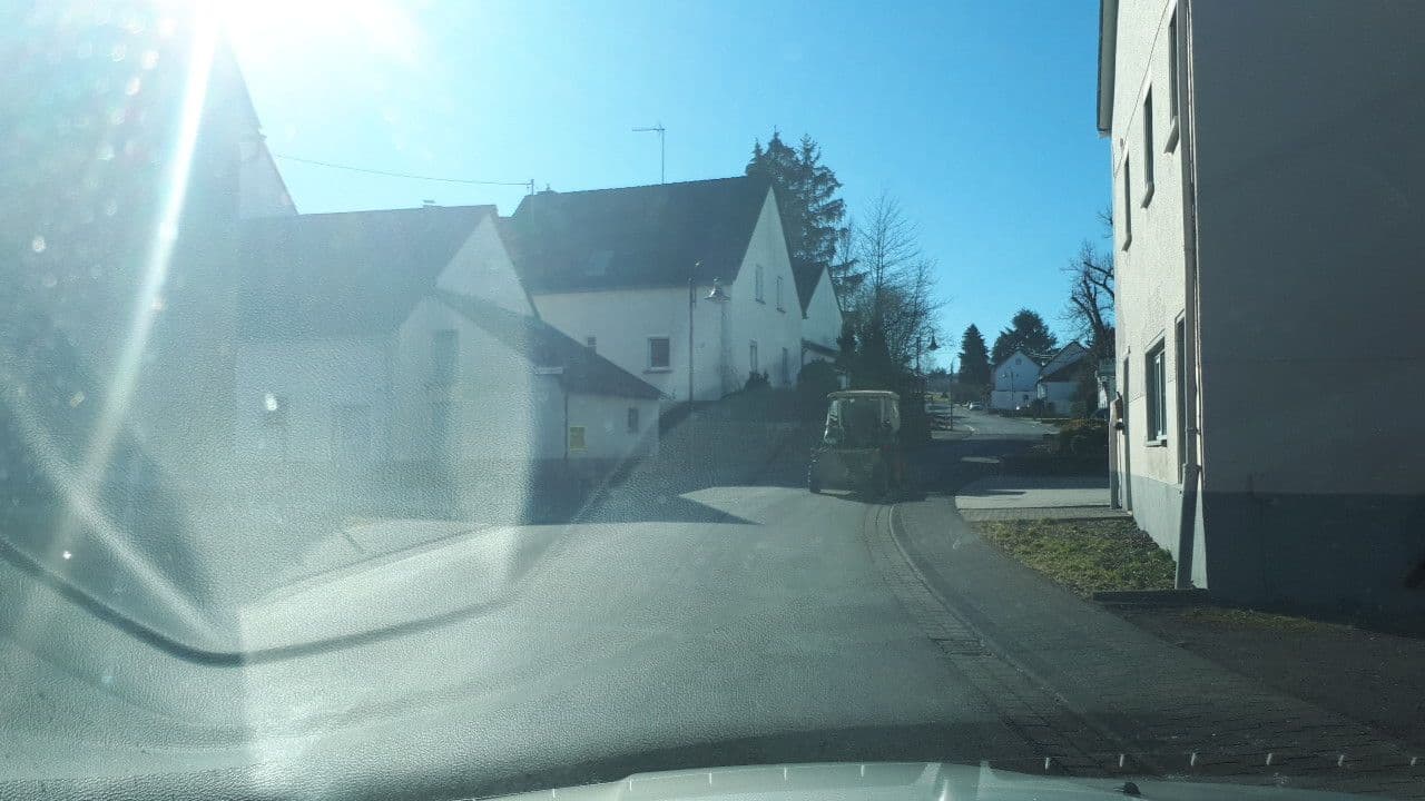 Street view near Ferienhaus Vulkaneifel, Gillenfeld — © elle (CC BY-SA · Mapillary)