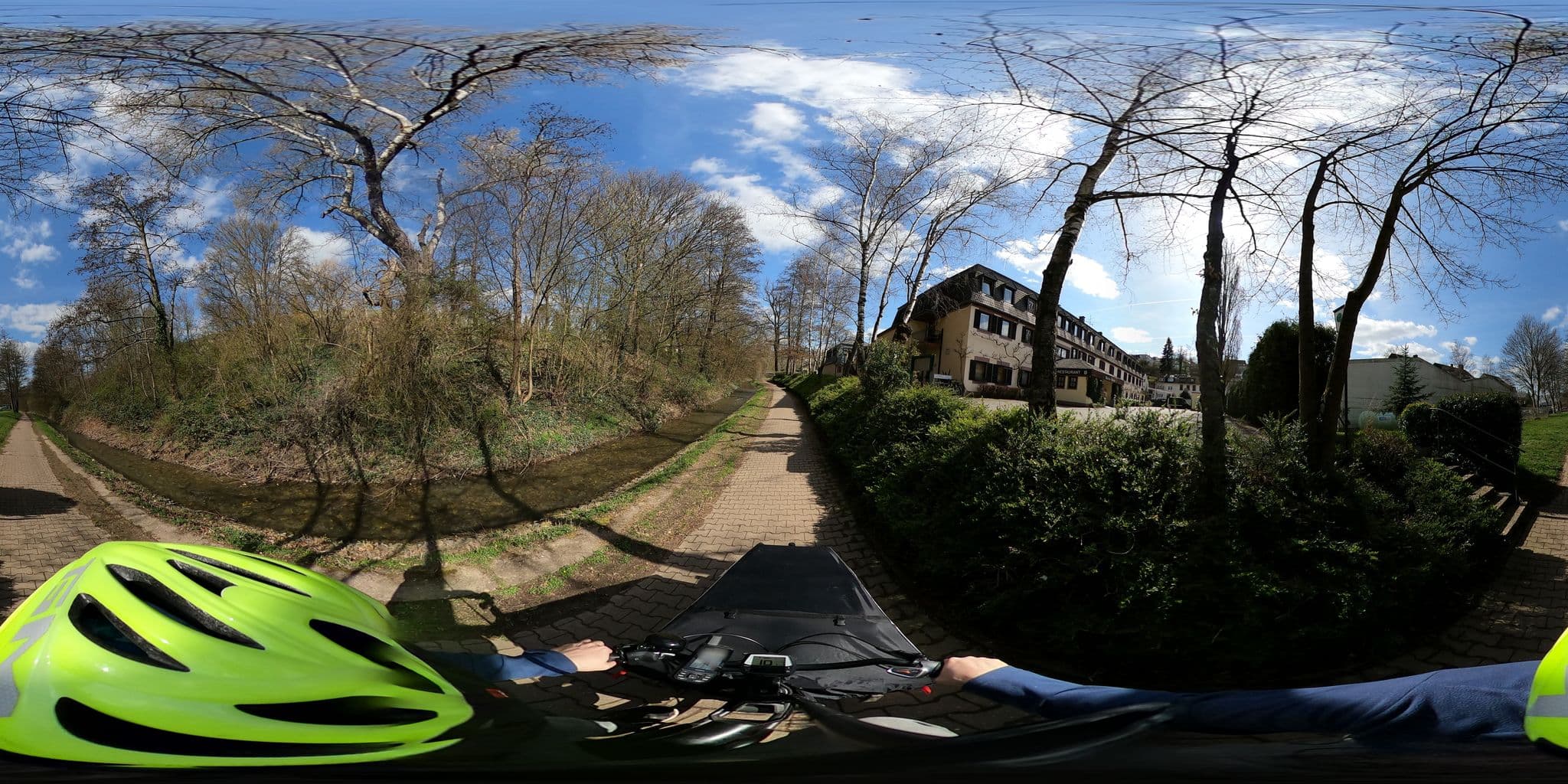 Street view near Lola&Emma's room, Trier — © steglitz (CC BY-SA · Mapillary)
