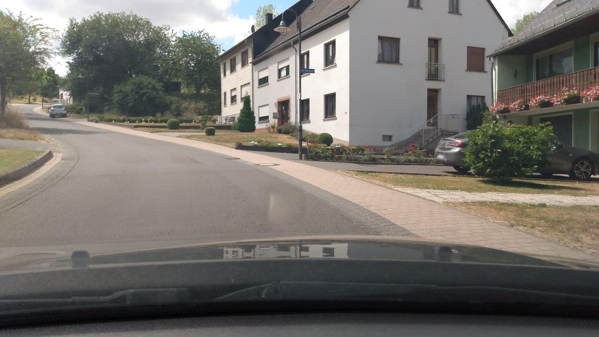 Street view near Landhaus Zum Wildbach, Longkamp — © rb61 (CC BY-SA · Mapillary)
