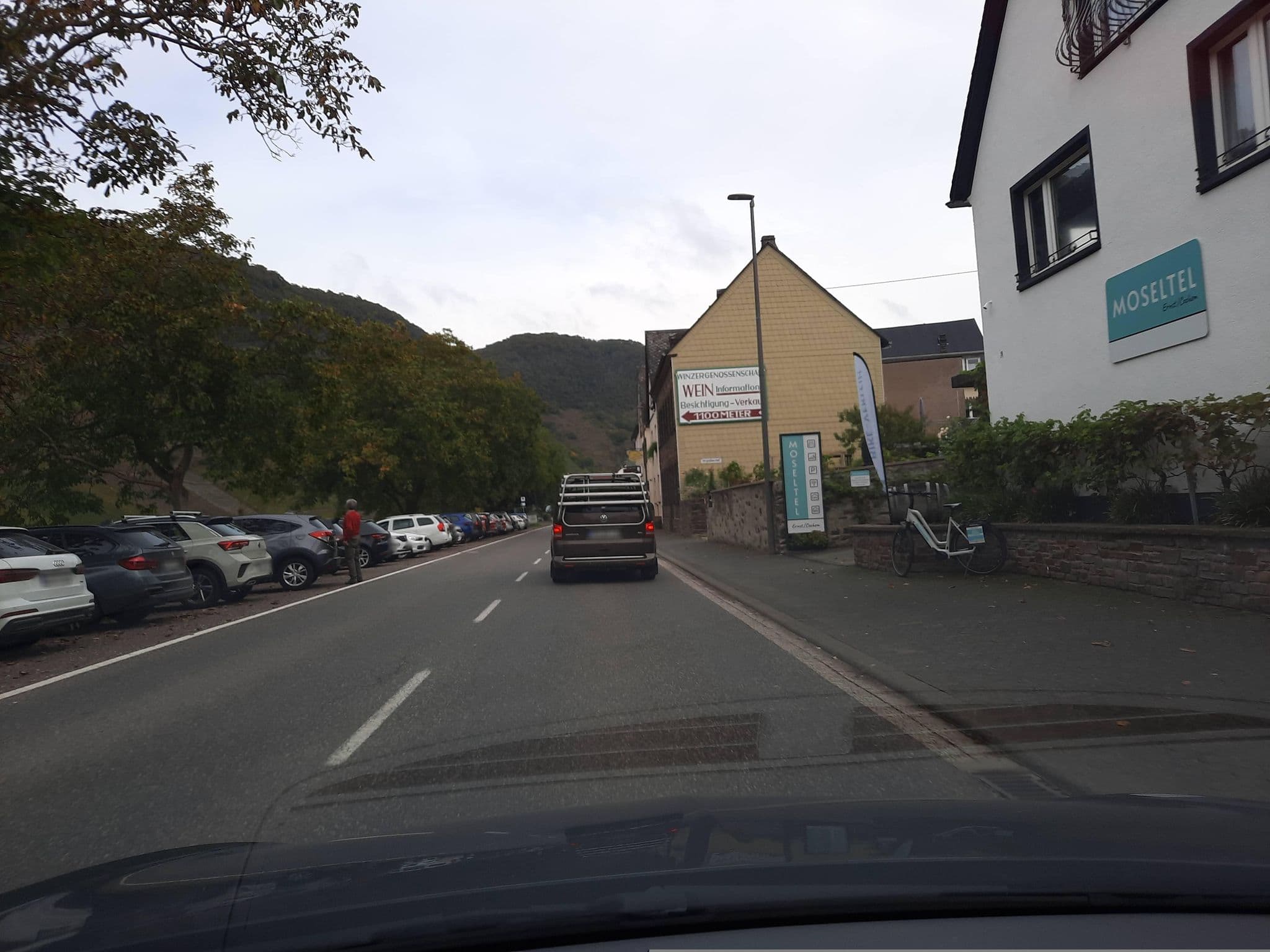 Street view near Moseltal, Bruttig-Fankel — © Lowiekse (CC BY-SA · Mapillary)