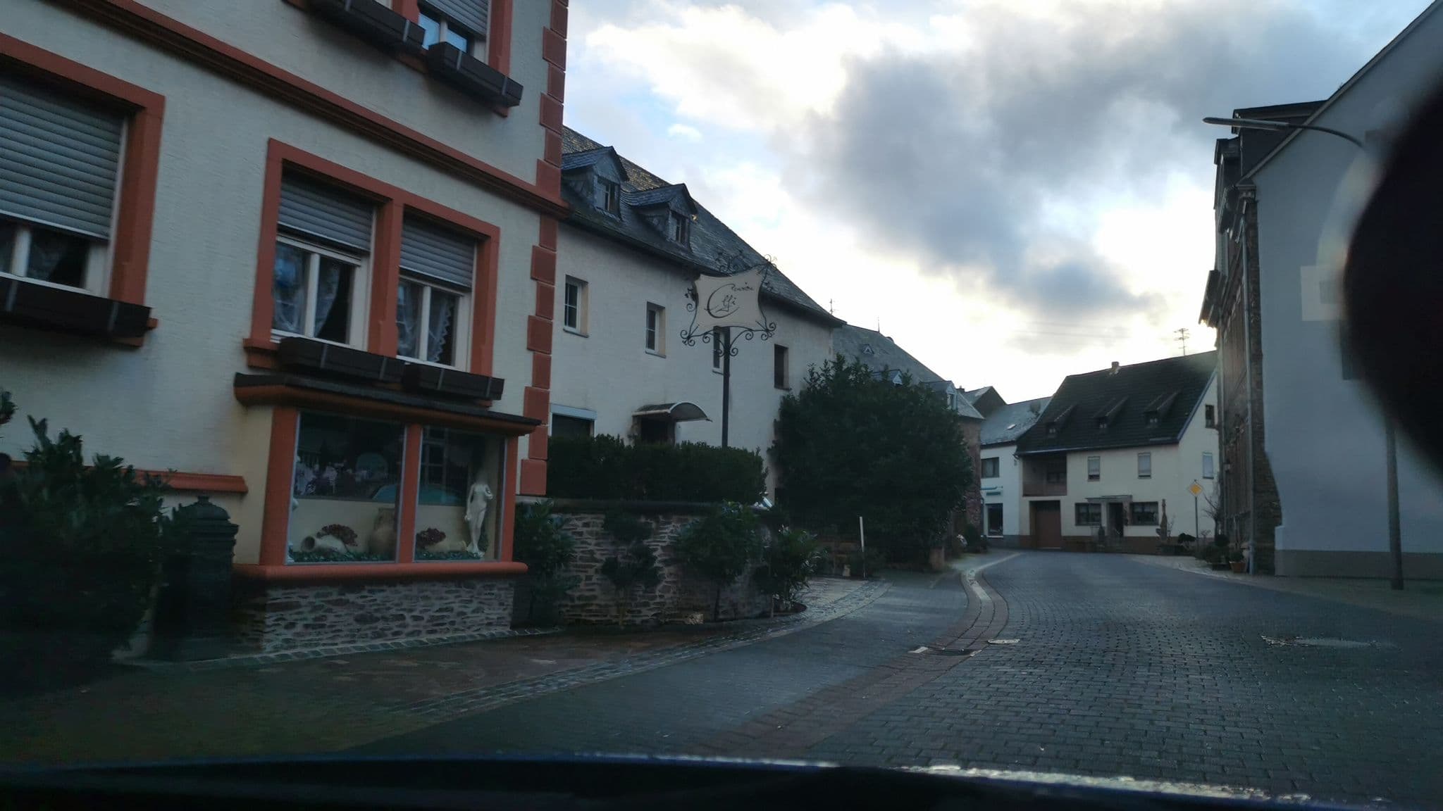 Street view near Pension Elfi, Maring-Noviand — © ma_rt_in (CC BY-SA · Mapillary)