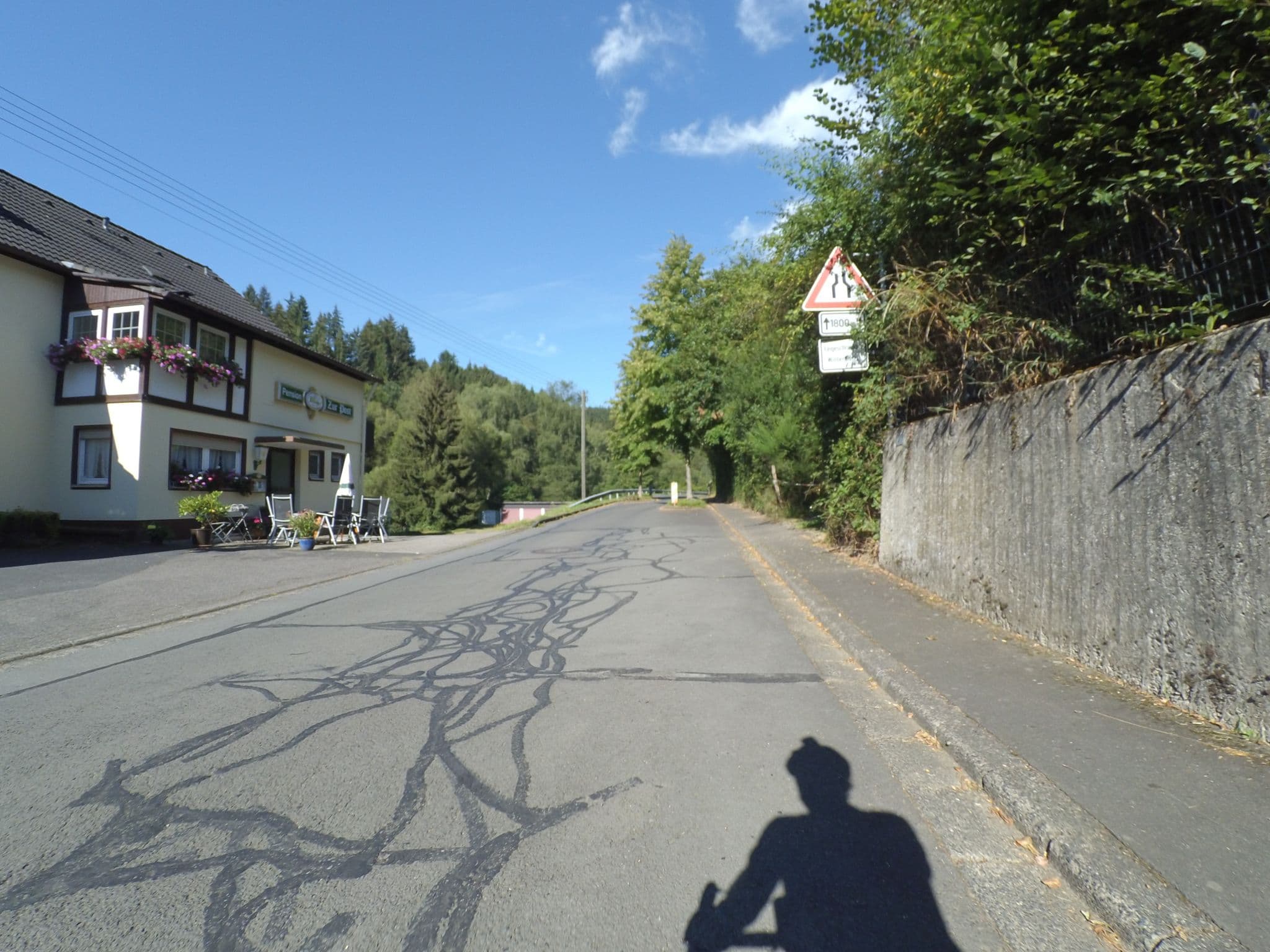 Street view near Zur Post, Daun — © peewee32 (CC BY-SA · Mapillary)