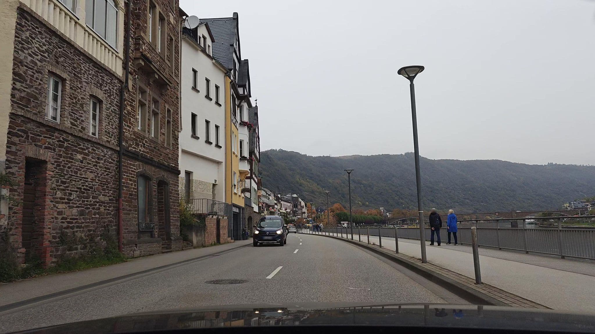 Street view near Ferienwohnung Lastro, Cochem — © amenophis (CC BY-SA · Mapillary)