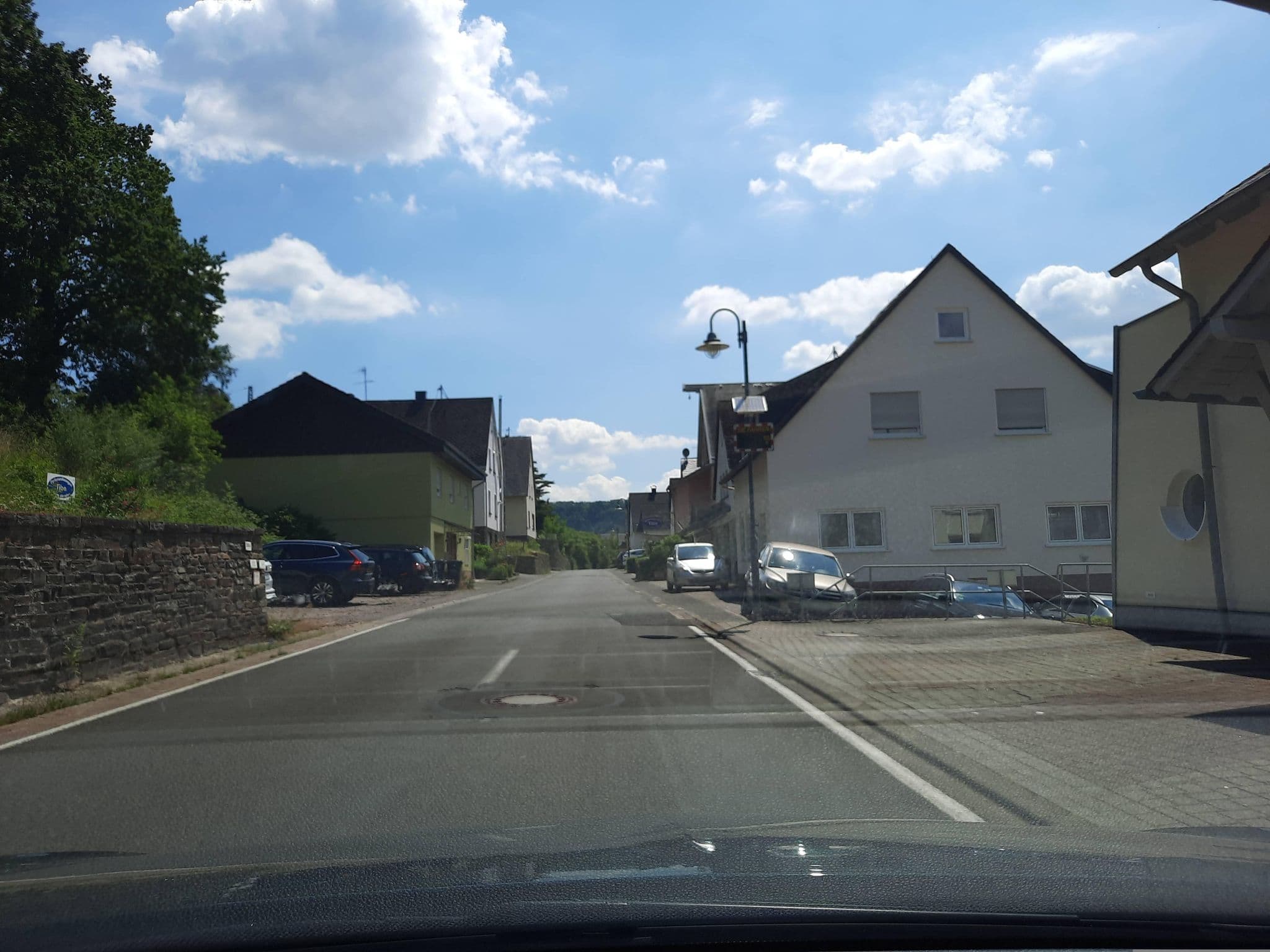 Street view near Ferienhaus Bullay, Bullay — © Lowiekse (CC BY-SA · Mapillary)