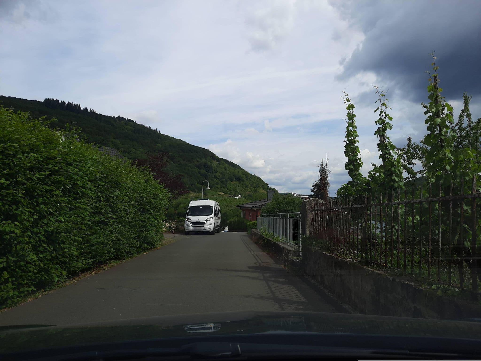 Street view near Ferienhaus-Sternenberg, Bullay — © Lowiekse (CC BY-SA · Mapillary)