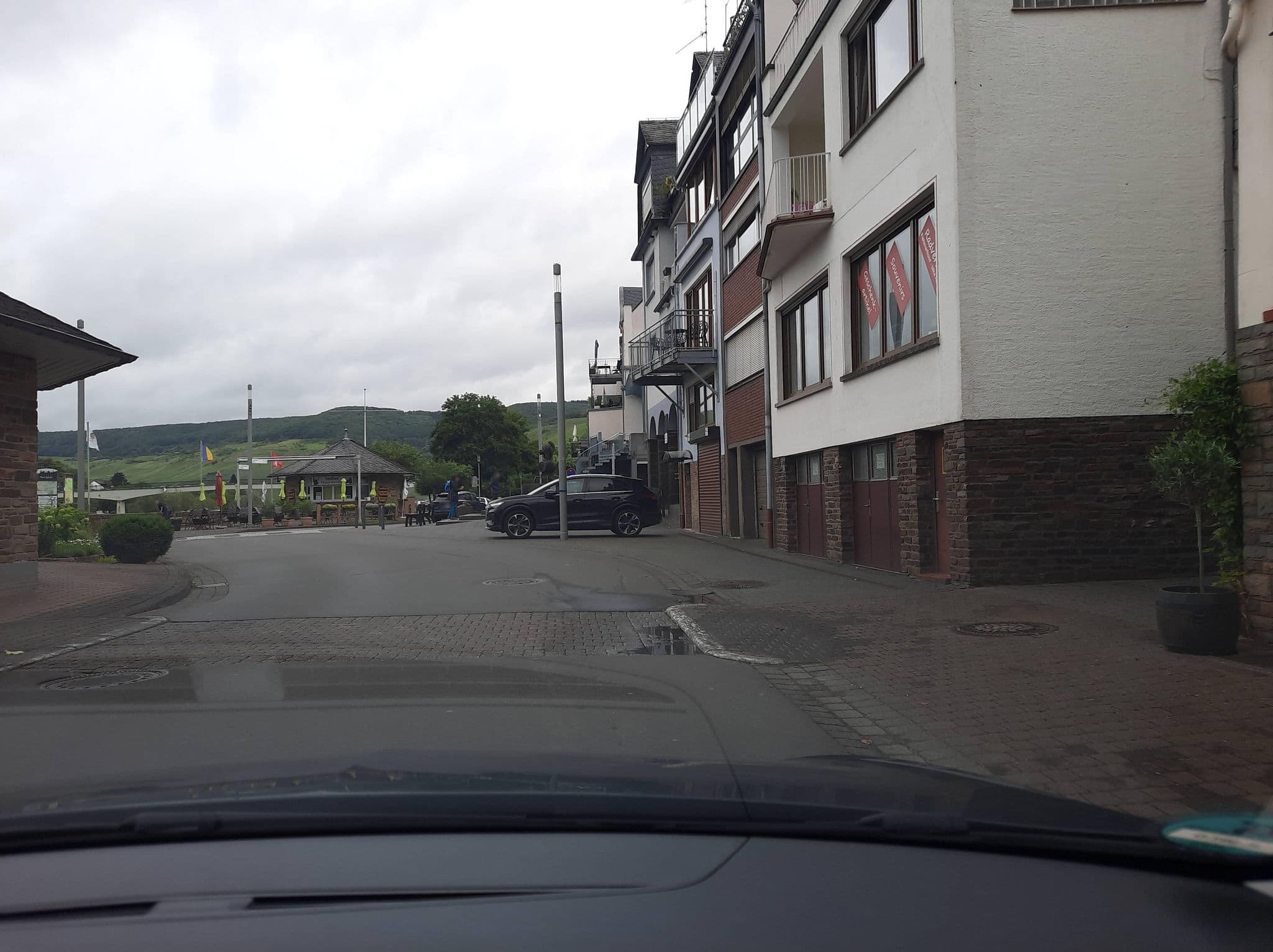 Street view near Mosel View Old Town Apartments, Briedel — © Lowiekse (CC BY-SA · Mapillary)