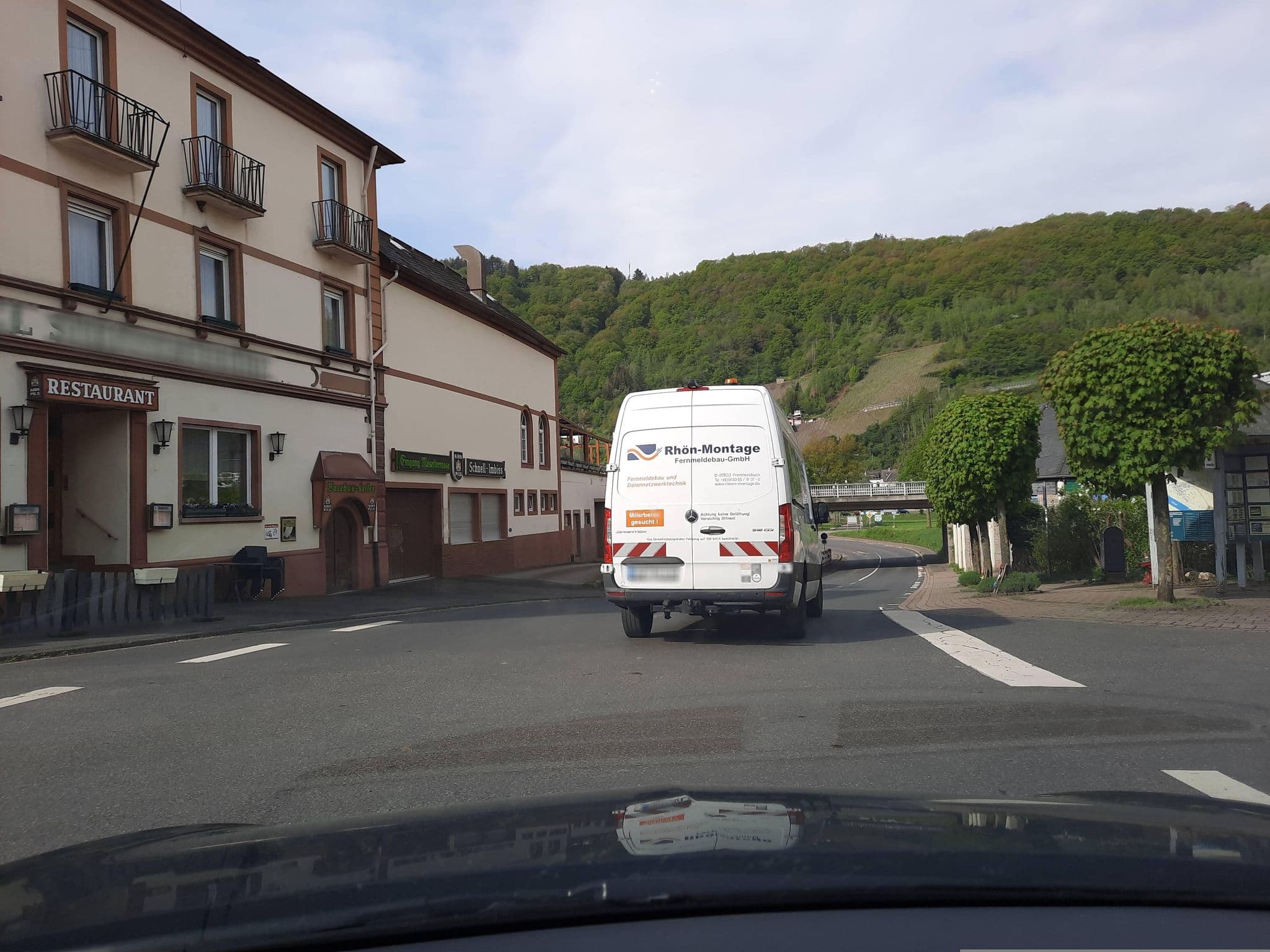 Street view near Steffensberg, Enkirch — © Lowiekse (CC BY-SA · Mapillary)