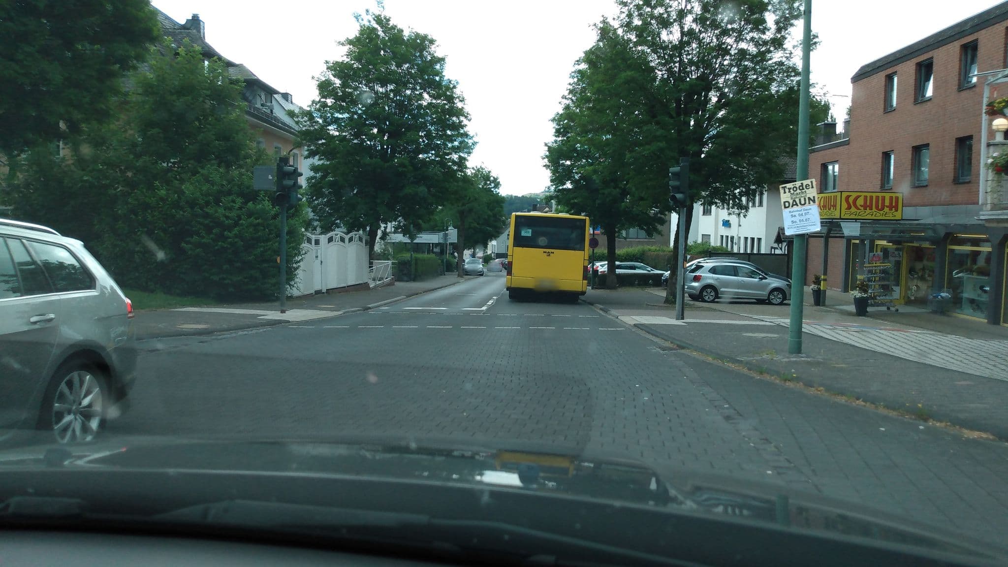 Street view near City Ferienhaus Vulkaneifel, Daun — © rb61 (CC BY-SA · Mapillary)