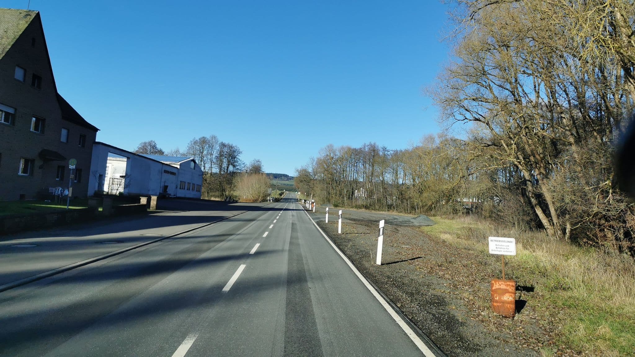 Street view near Hotel Pappelhof, Üdersdorf — © elle (CC BY-SA · Mapillary)