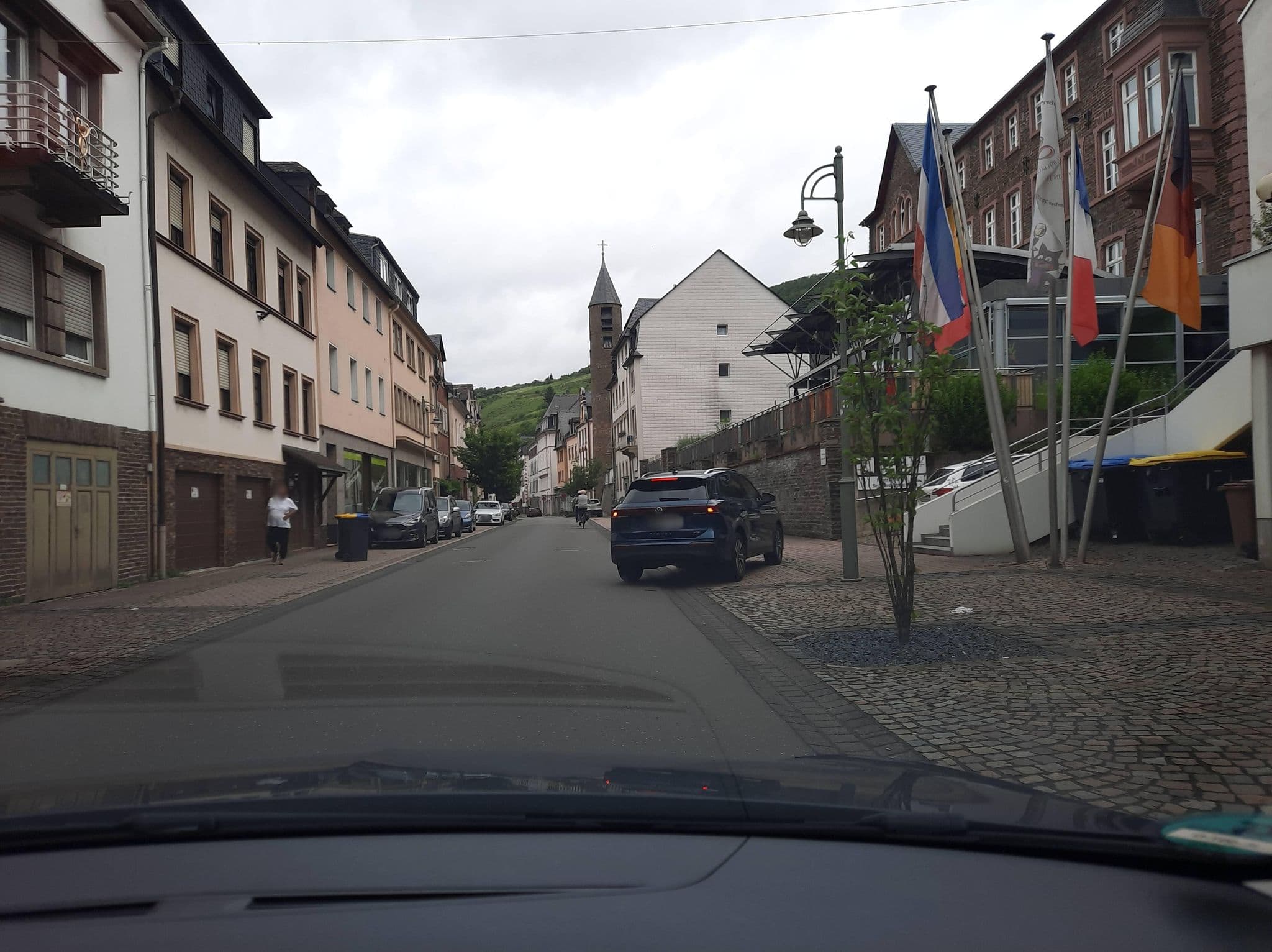 Street view near Zur Post, Briedel — © Lowiekse (CC BY-SA · Mapillary)