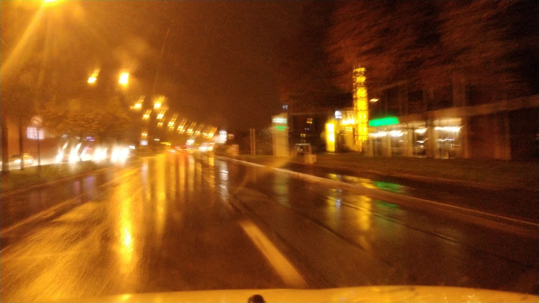 Street view near Brit Hôtel du Stade, Vezin-le-Coquet — © mgageo (CC BY-SA · Mapillary)