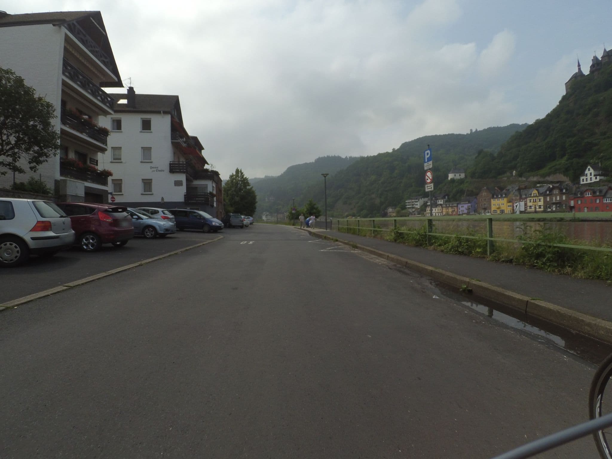 Street view near Ferienwohnungen Frank, Cochem — © peewee32 (CC BY-SA · Mapillary)