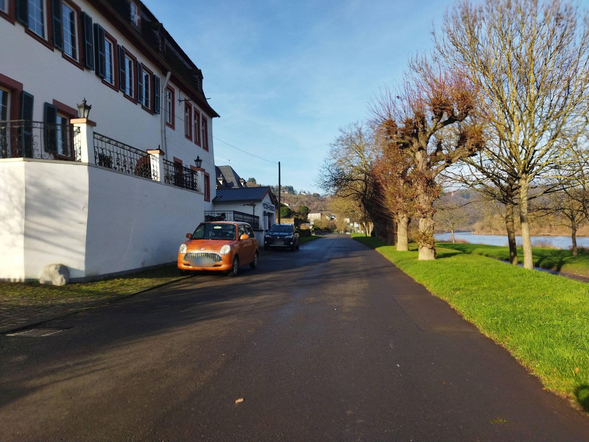 Street view near Motorherberg de waard, Reil — © changchun1 (CC BY-SA · Mapillary)