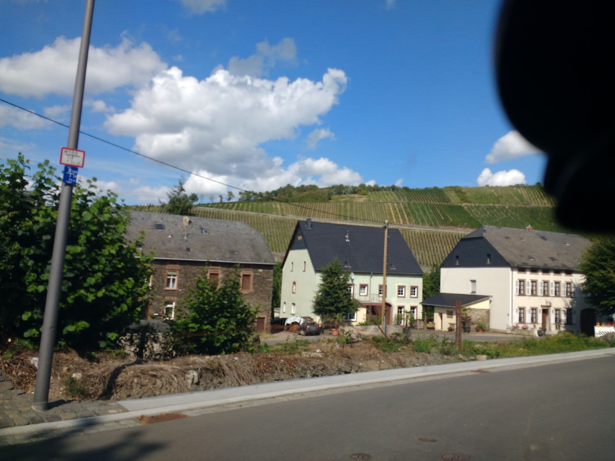 Street view near Weingut Koch, Neumagen-Dhron — © igdb (CC BY-SA · Mapillary)