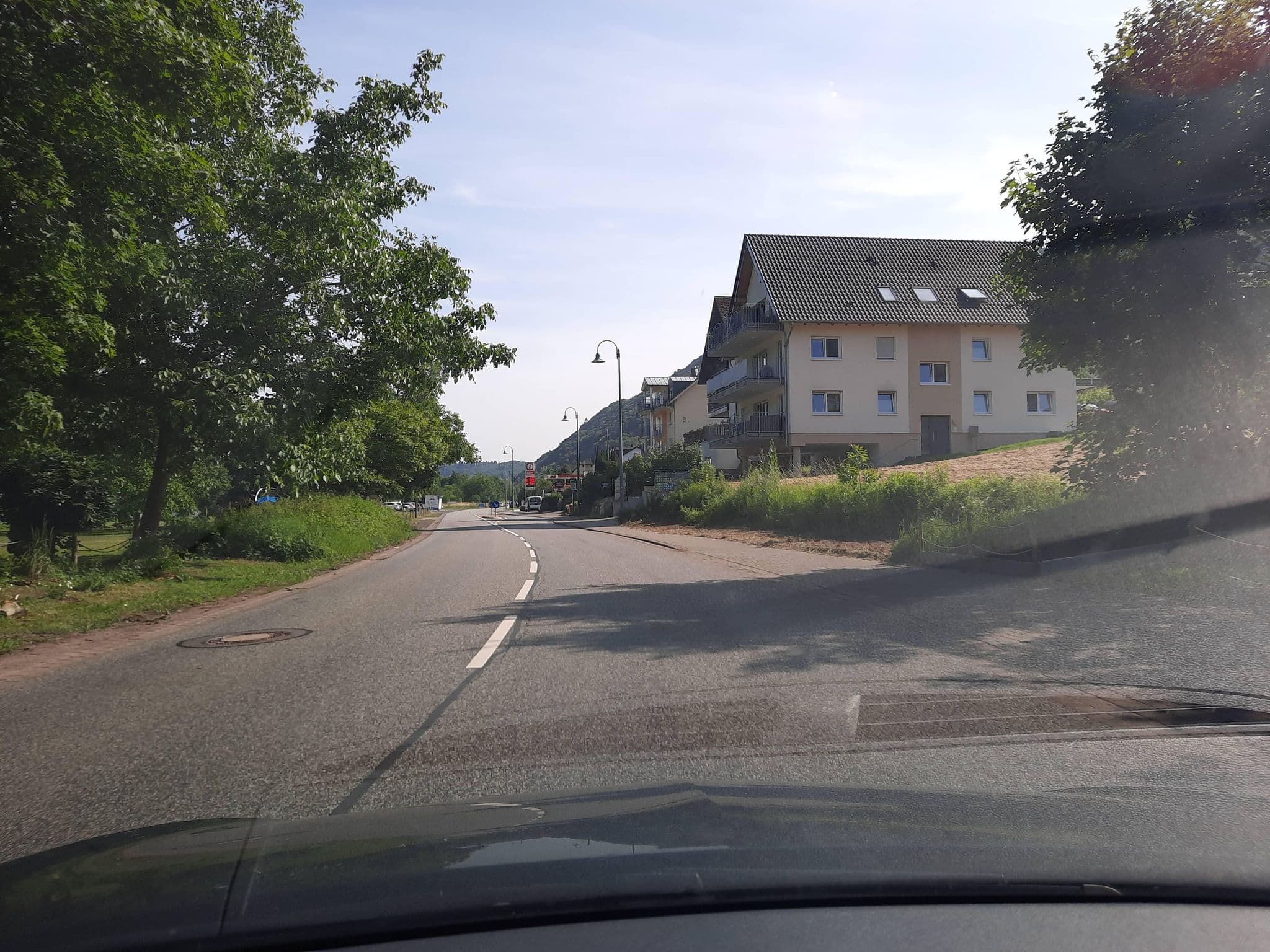 Street view near MCB Traum Gästehaus Spa & Wellness, Bullay — © Lowiekse (CC BY-SA · Mapillary)