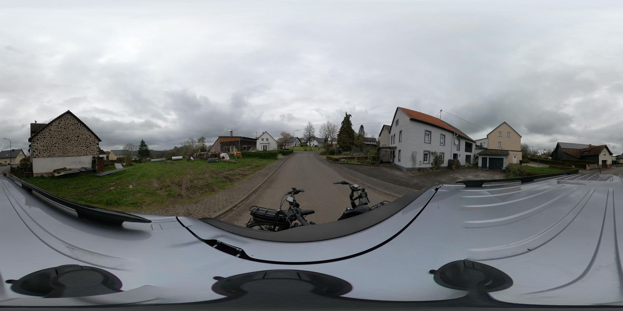 Street view near Ferienwohnung Haus Rosa, Manderscheid — © Mobilitaetswerk (CC BY-SA · Mapillary)