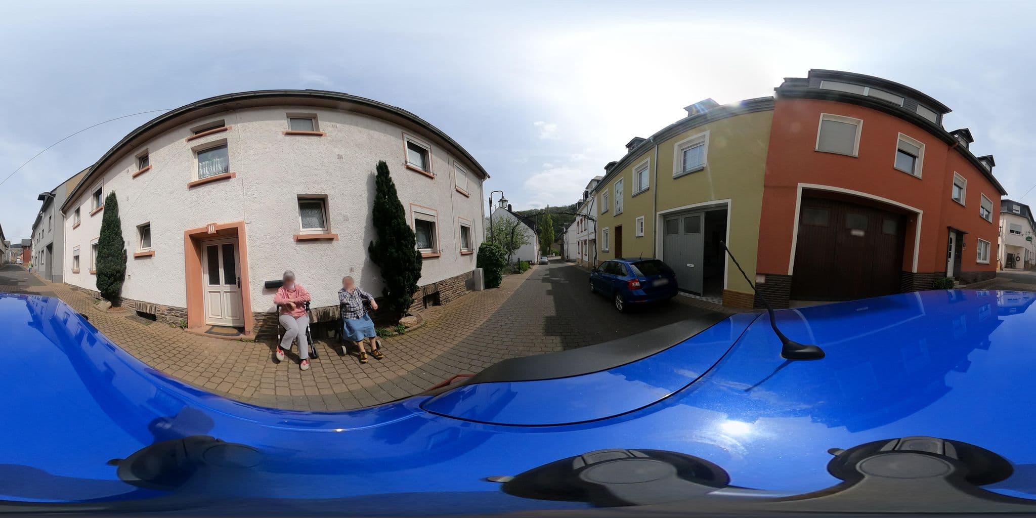 Street view near Hotel Haus Mosella, Kröv — © Mobilitaetswerk (CC BY-SA · Mapillary)