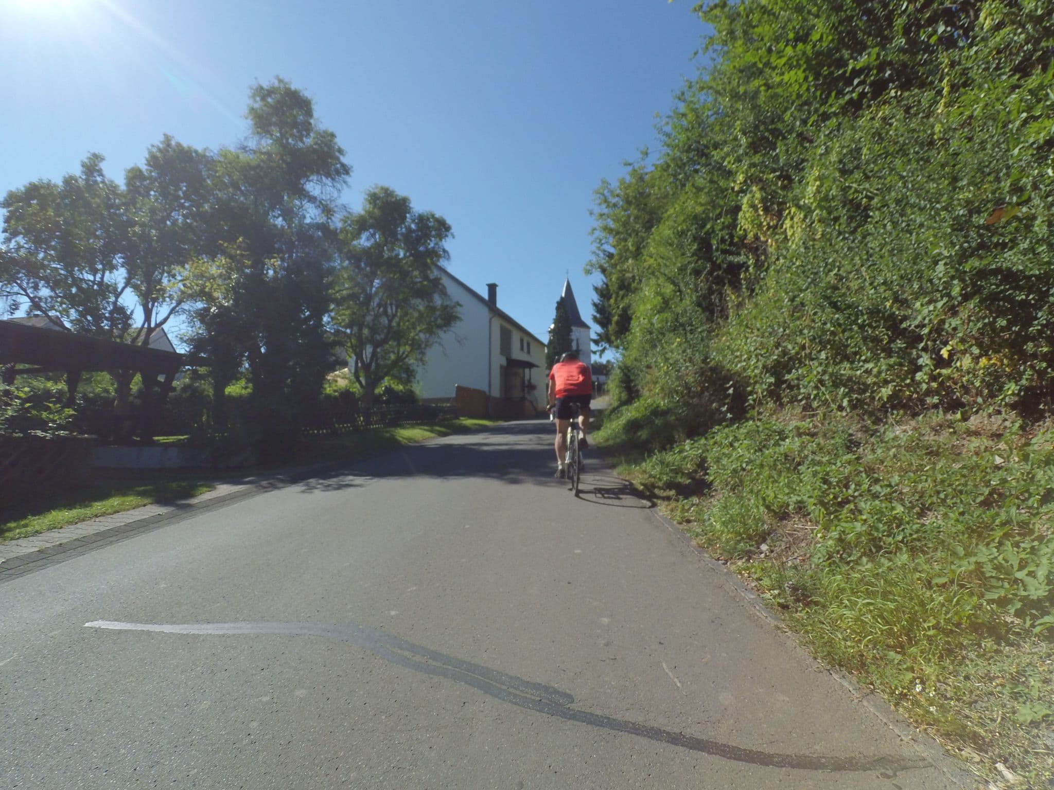 Street view near Schornstein, Lutzerath — © peewee32 (CC BY-SA · Mapillary)