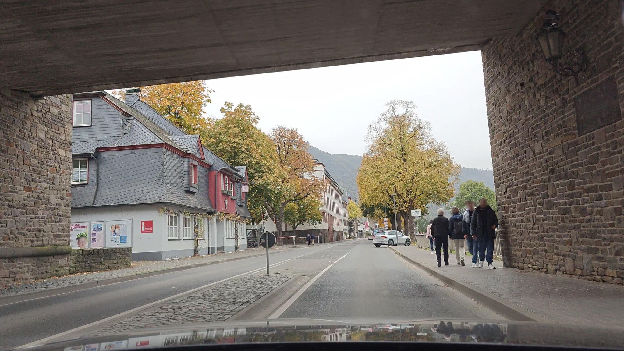 Street view near haus heinke, Cochem — © amenophis (CC BY-SA · Mapillary)