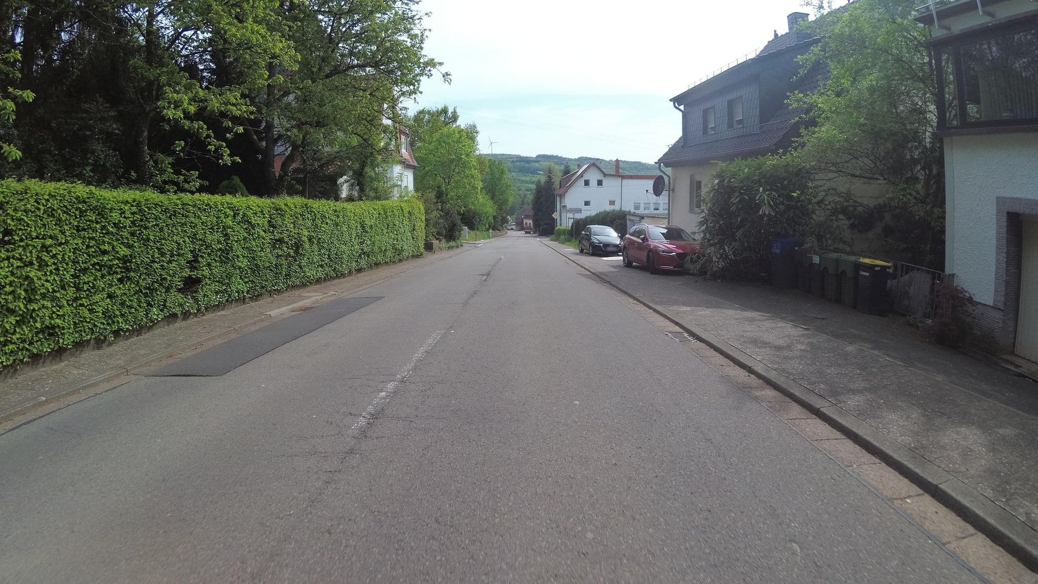 Street view near Parkhotel Finkenrech, Eppelborn — © teddy73 (CC BY-SA · Mapillary)
