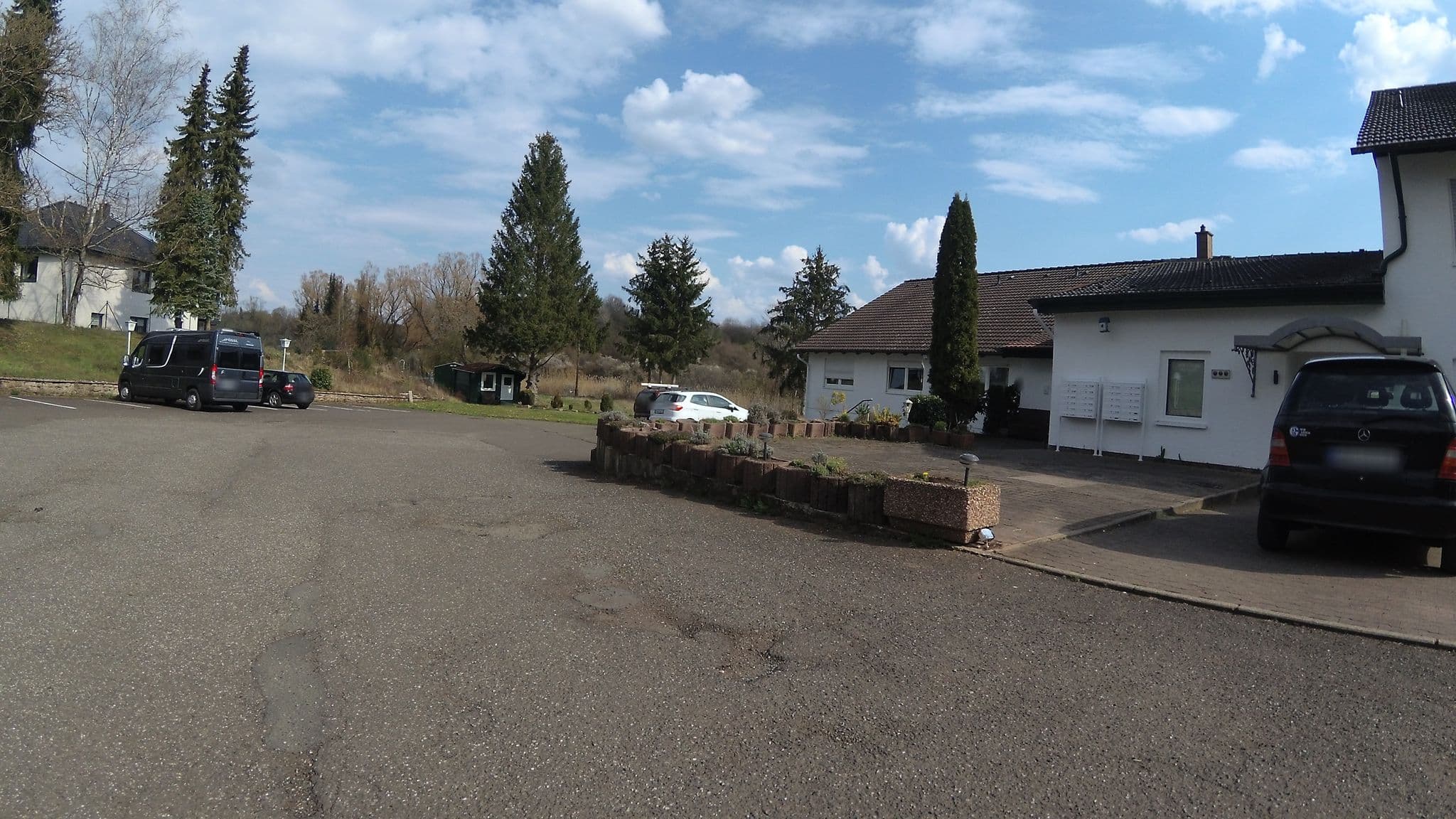 Street view near Hotel Restaurant Wallesweiler Mühle, Sankt Wendel — © teddy73 (CC BY-SA · Mapillary)