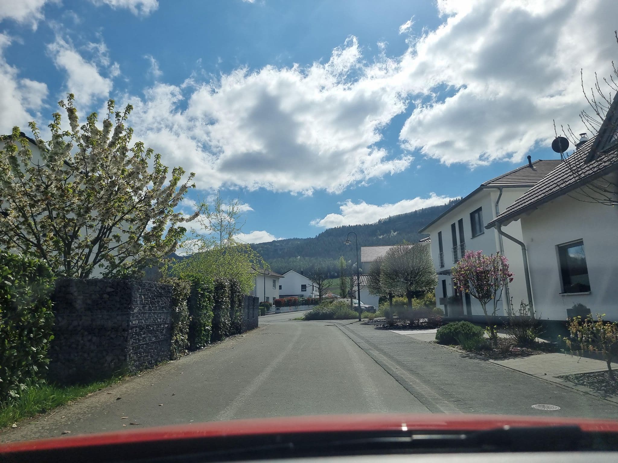 Street view near Ferienwohnung Riol am See, Familie Weber, Riol — © ma_rt_in (CC BY-SA · Mapillary)