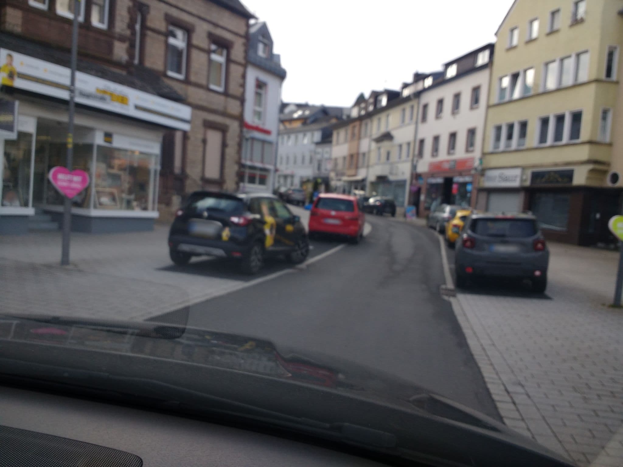 Street view near Gästehaus Schüssler, Gerolstein — © rb61 (CC BY-SA · Mapillary)