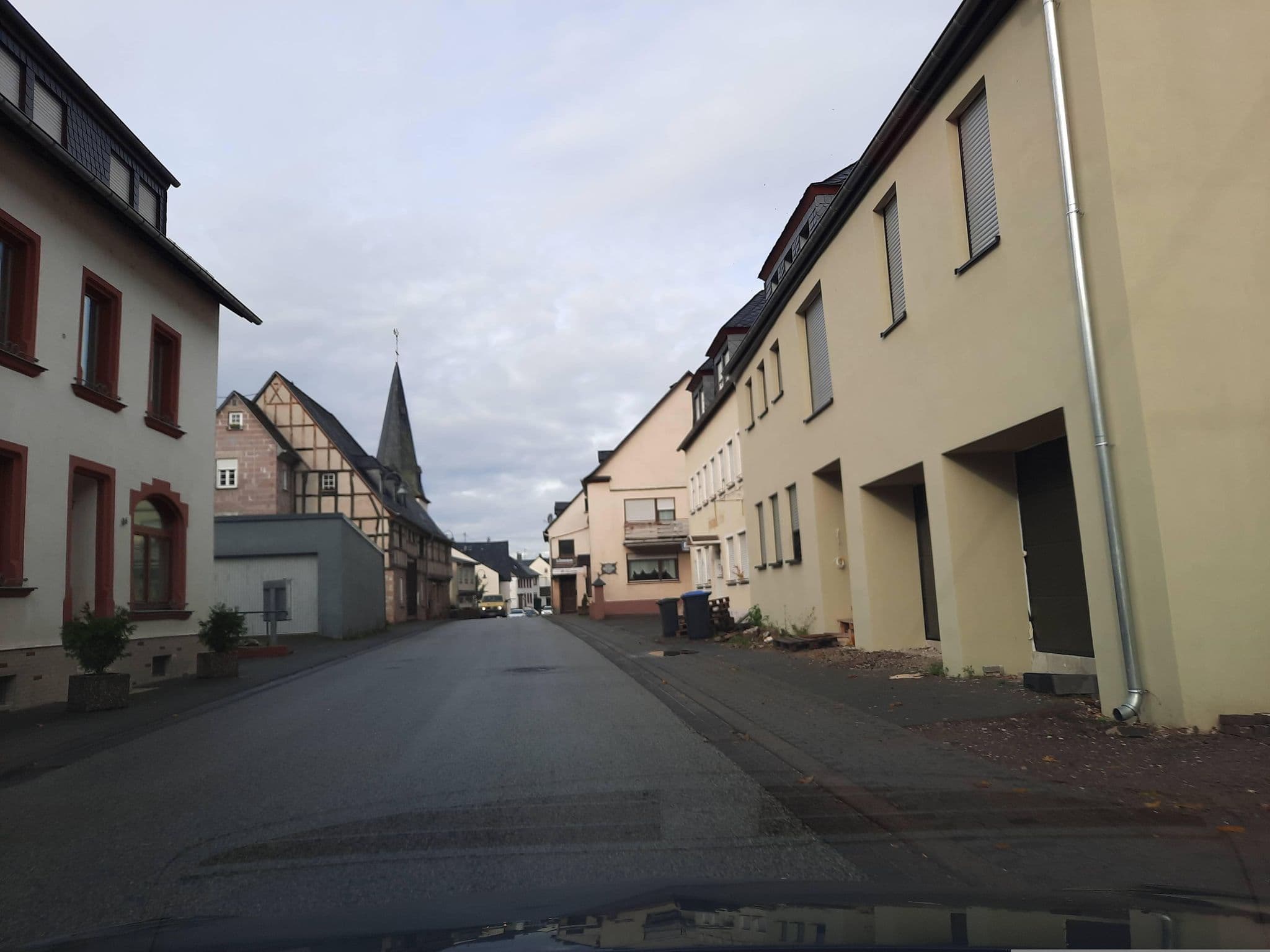 Street view near Gästehaus Rosi, Lieser — © Lowiekse (CC BY-SA · Mapillary)