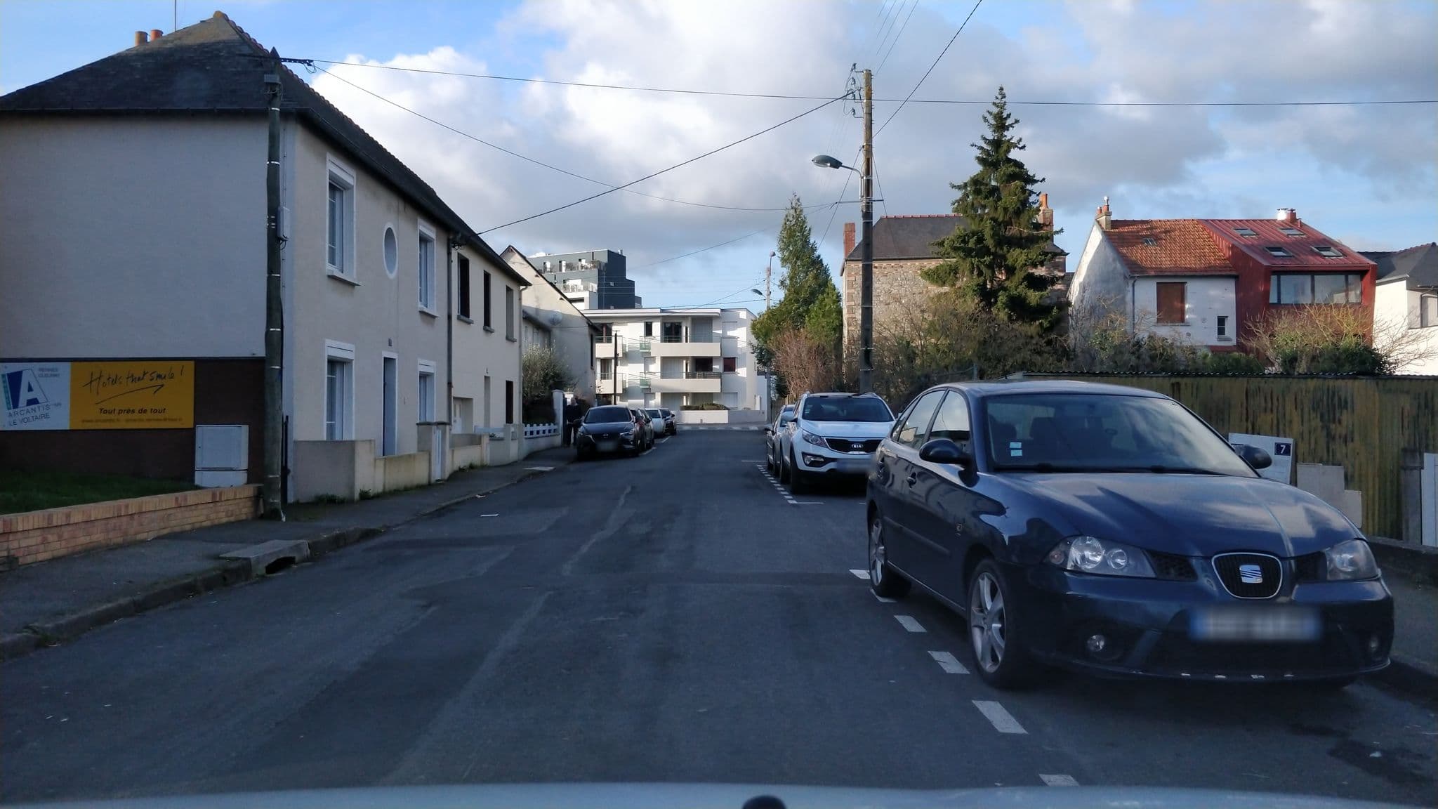 Street view near Arcantis - Le Voltaire, Rennes — © mgageo (CC BY-SA · Mapillary)