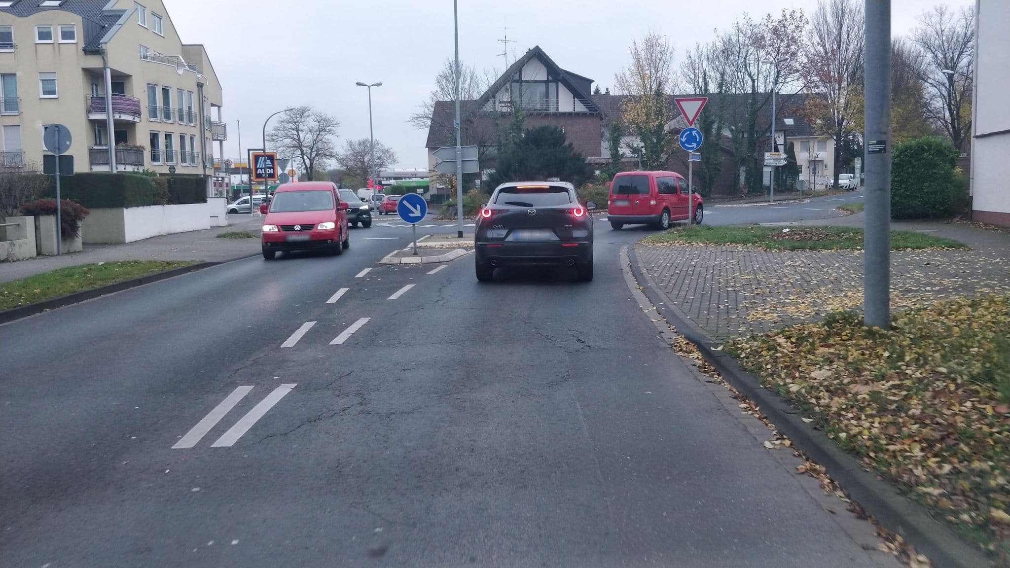 Street view near Gasthaus Dröv, Rheinbach — © raymond (CC BY-SA · Mapillary)