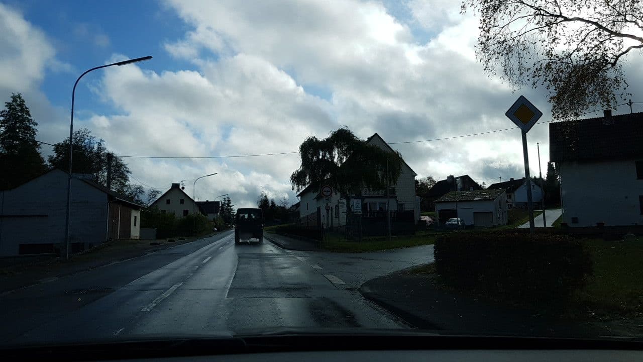 Street view near Ferienhaus Burggraf, Kelberg — © Lowiekse (CC BY-SA · Mapillary)