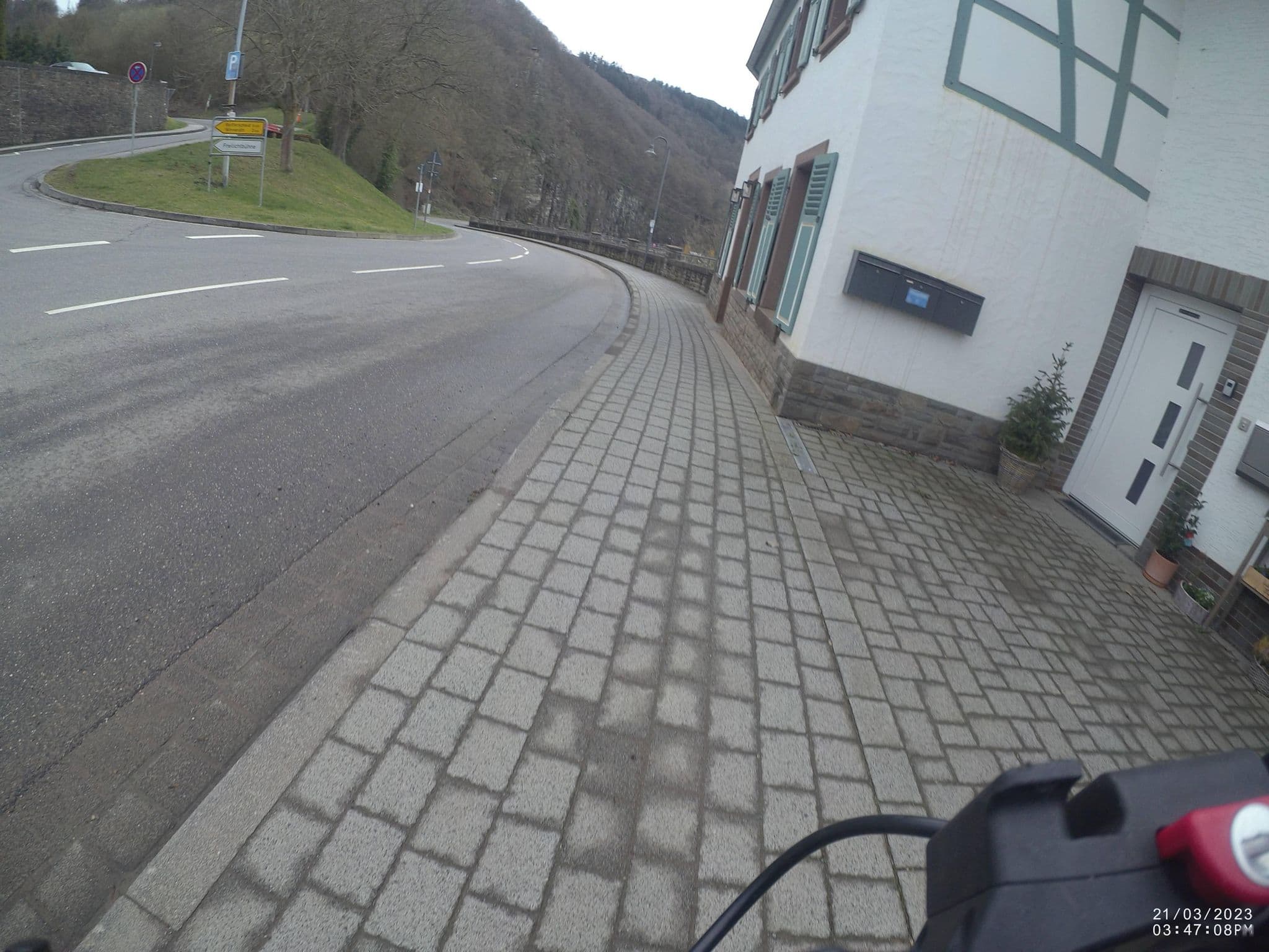 Street view near Ferienwohnung Ahrblick, Adenau — © VIA_CH (CC BY-SA · Mapillary)