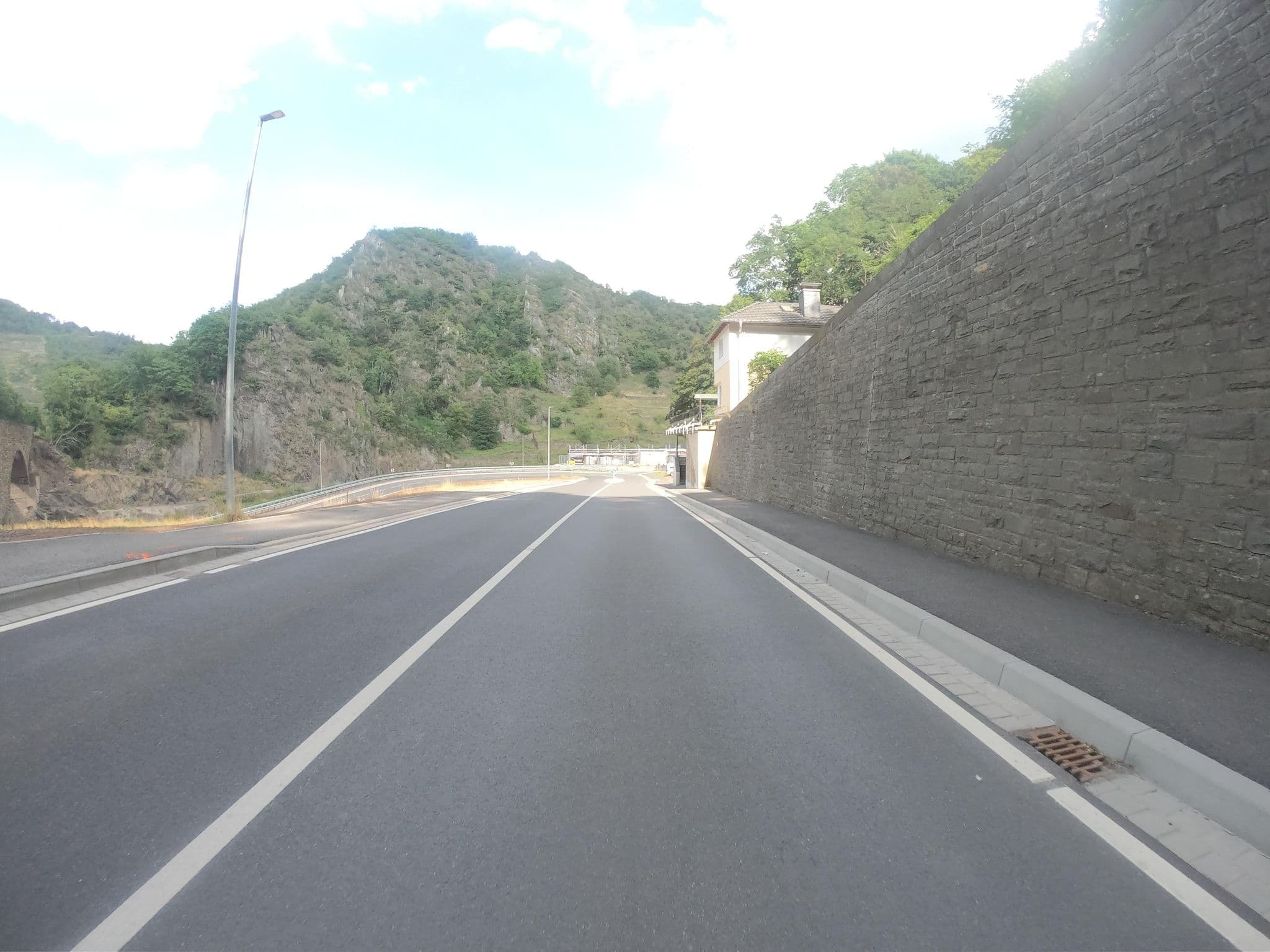 Street view near Gasthaus Am Tunnel, Altenahr — © joostjakob (CC BY-SA · Mapillary)