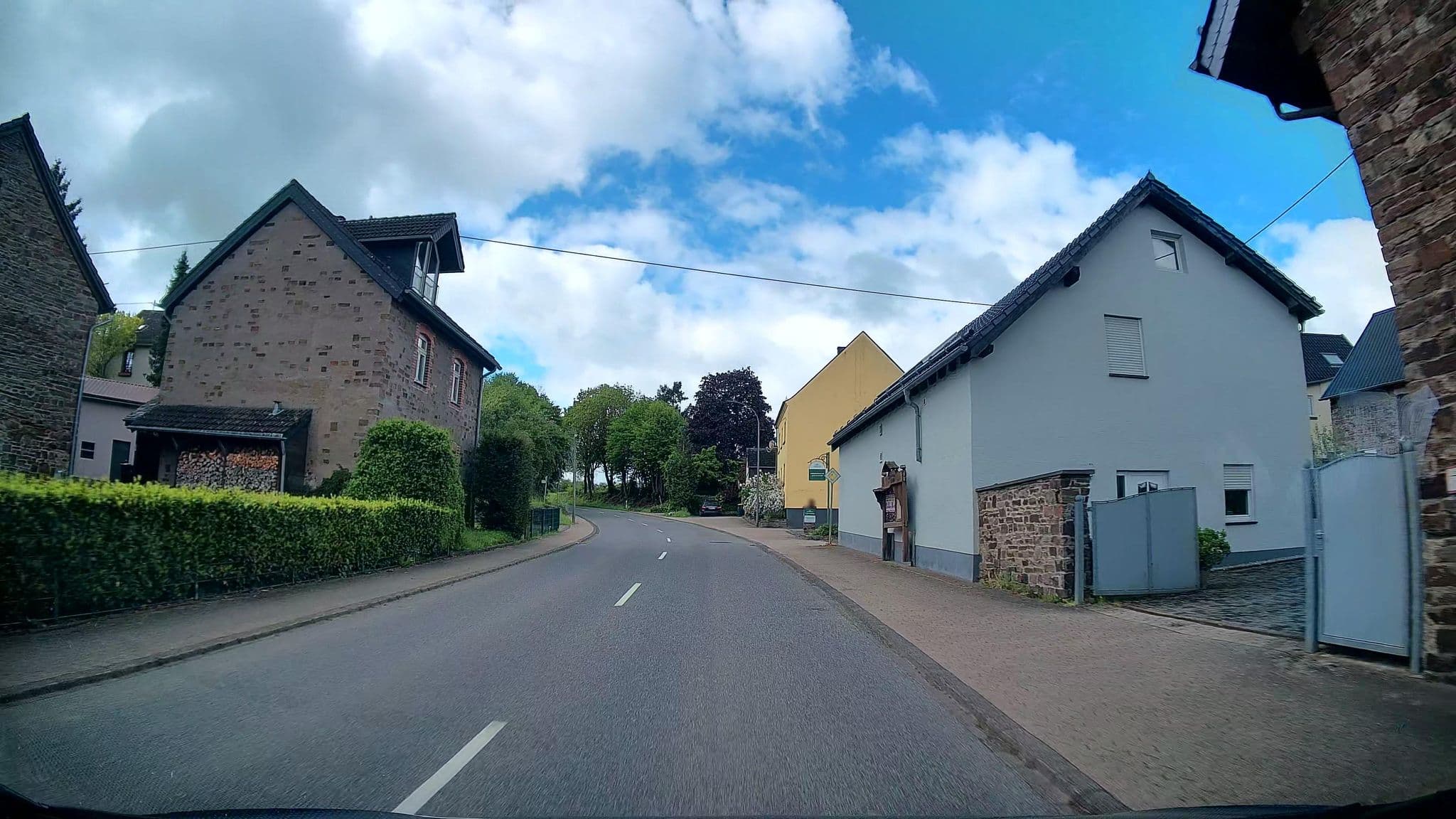 Street view near Hück's Ferienwohnung, Kelberg — © kalcaaro (CC BY-SA · Mapillary)