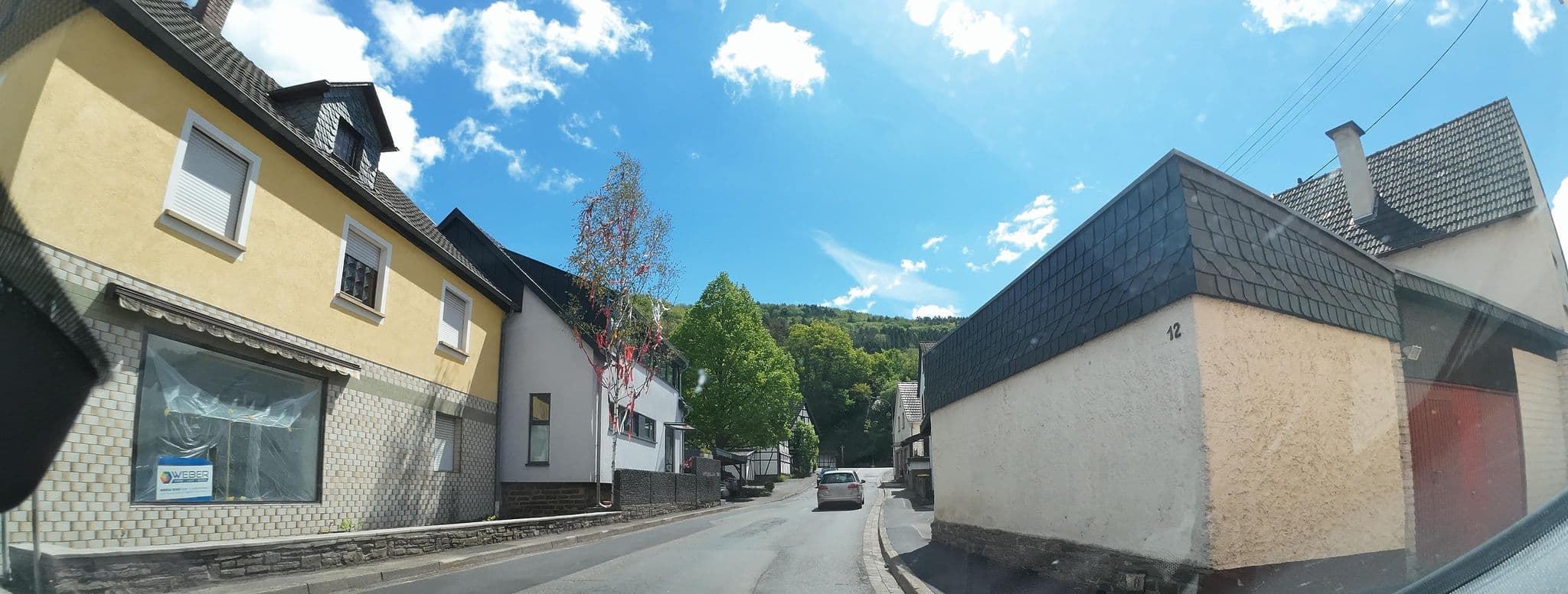 Street view near Gasthaus Strohe, Ahrbrück — © teddy73 (CC BY-SA · Mapillary)
