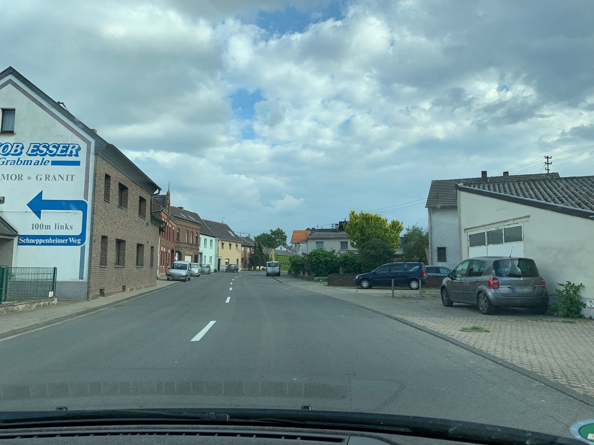 Street view near Hotel Borkenhagen, Weilerswist — © noel (CC BY-SA · Mapillary)