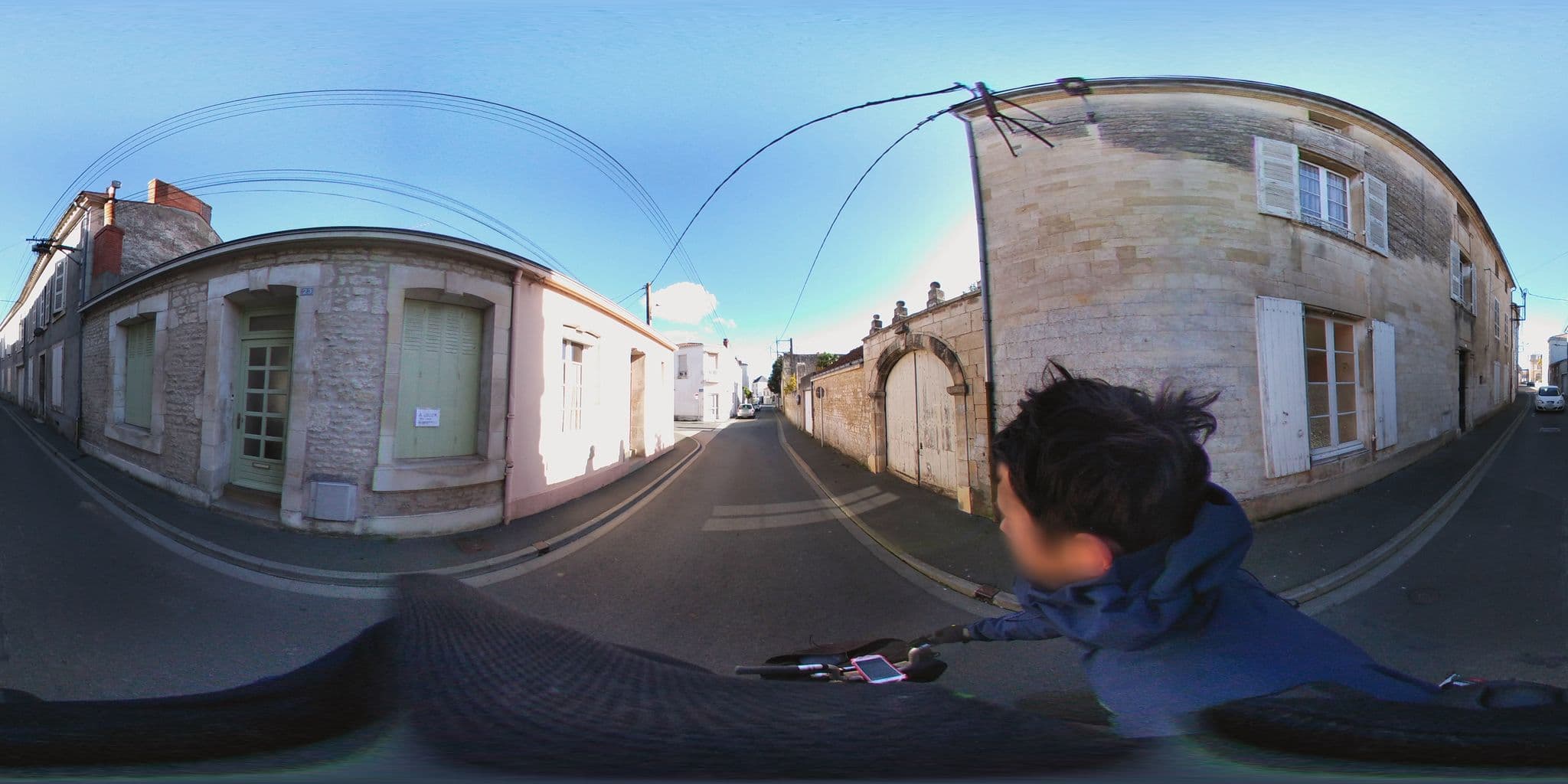 Street view near La Maison de Vénus, Luçon — © c_mobilite (CC BY-SA · Mapillary)