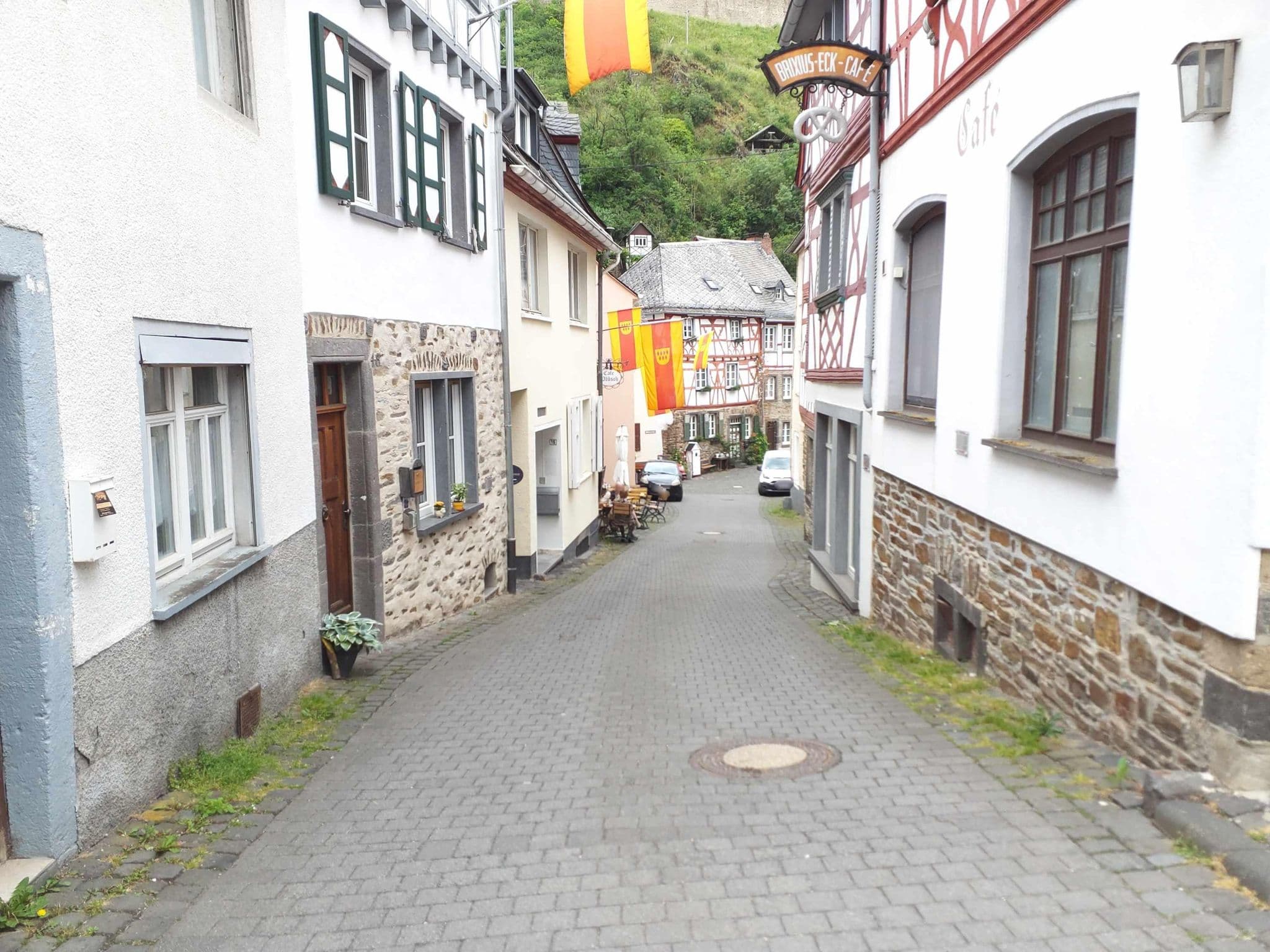 Street view near Ferienhaus Elz, Düngenheim — © slp_gho (CC BY-SA · Mapillary)