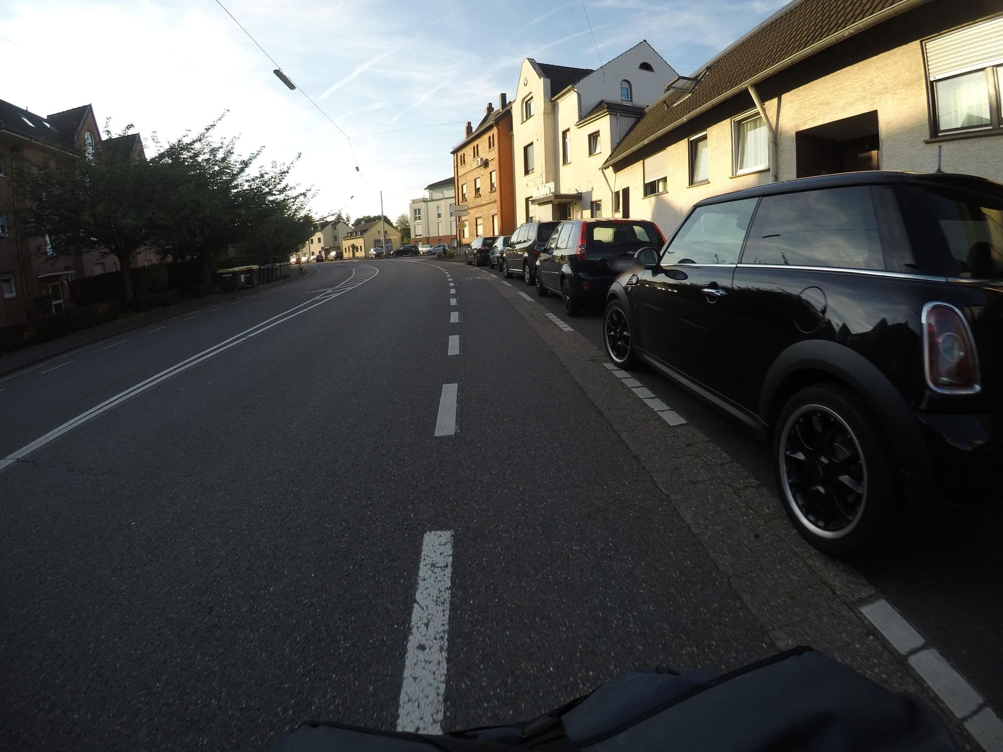 Street view near Altes Zollhaus, Siegburg — © mfa (CC BY-SA · Mapillary)