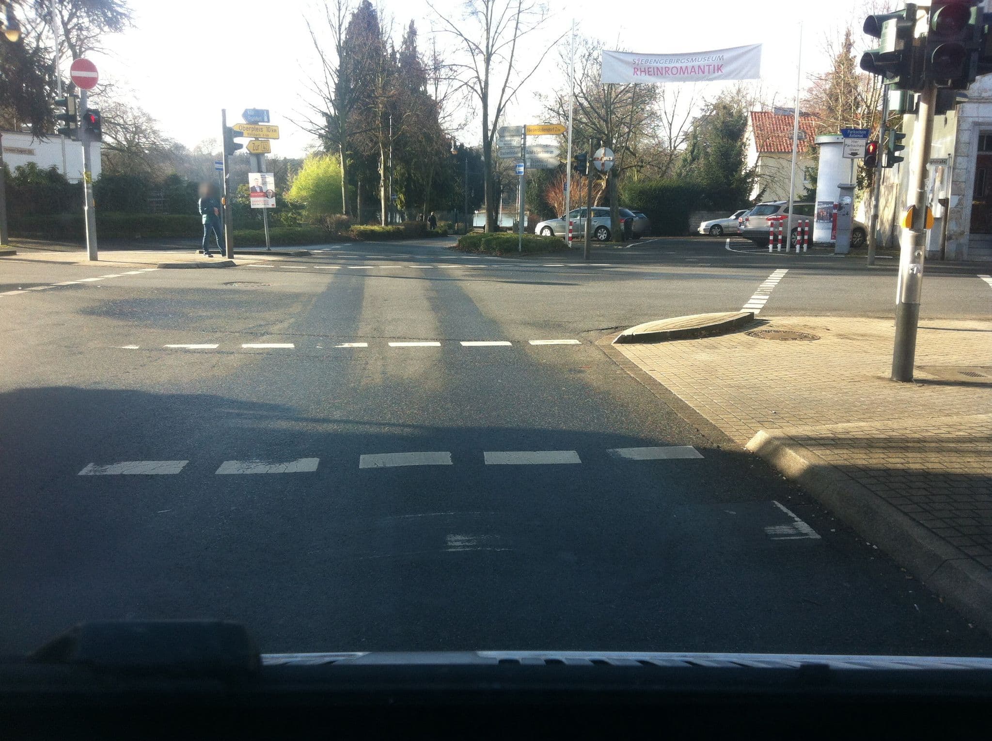 Street view near Fewo Hotel Rizk, Königswinter — © raymond (CC BY-SA · Mapillary)