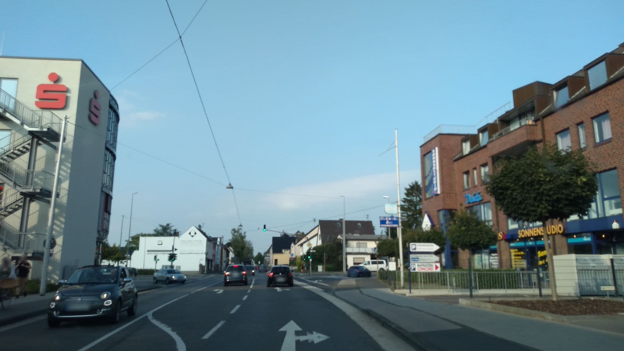 Street view near Luxury Lodging, Sankt Augustin — © uwekoch (CC BY-SA · Mapillary)