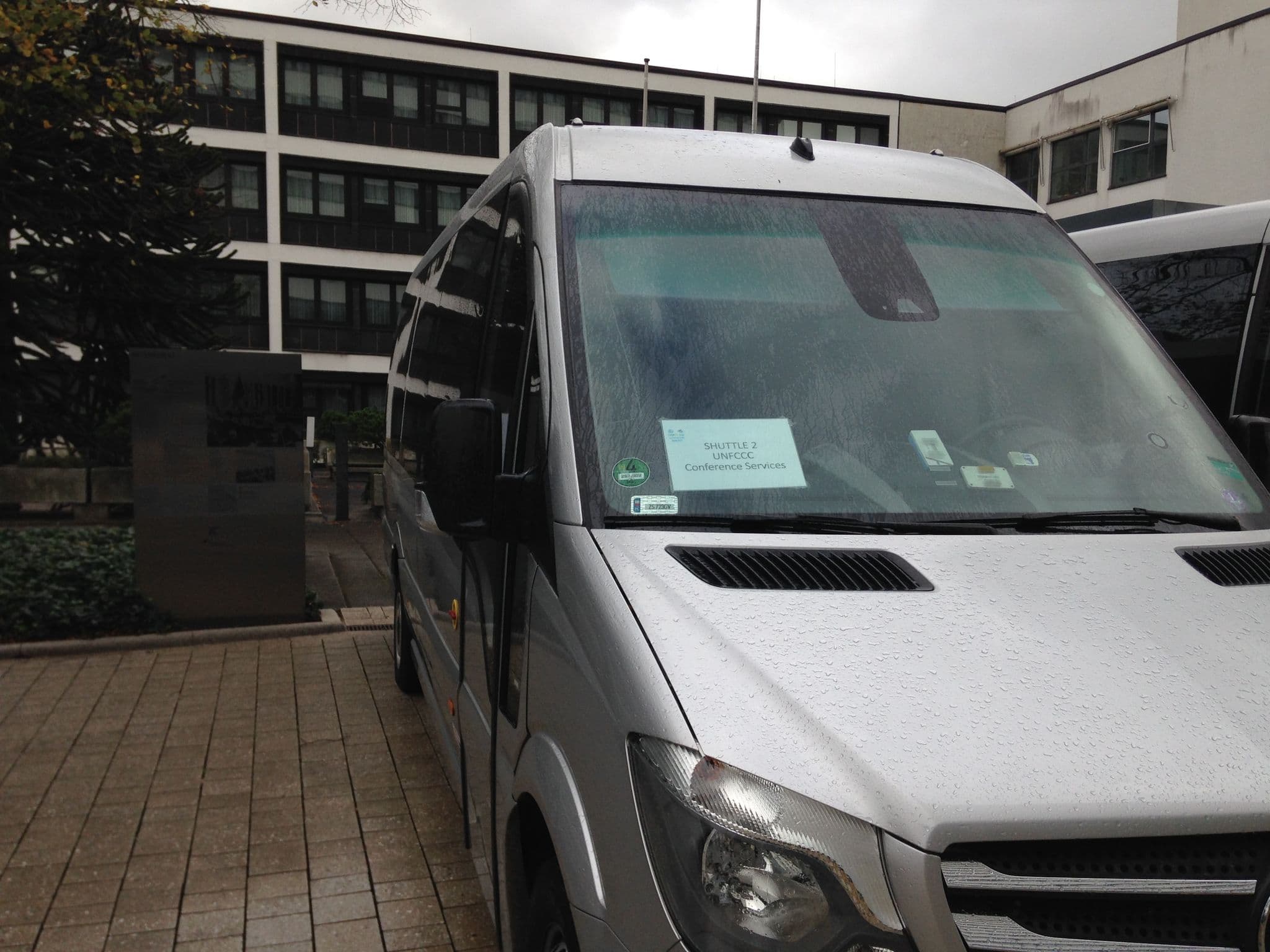 Street view near Room 1612 @ Bonn Marriott Hotel, Kessenich — © airjump (CC BY-SA · Mapillary)