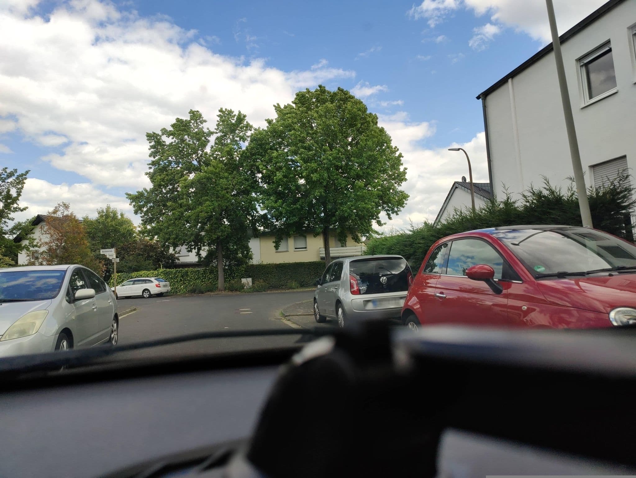 Street view near Angel Holidays, Oberkassel — © poxonline (CC BY-SA · Mapillary)