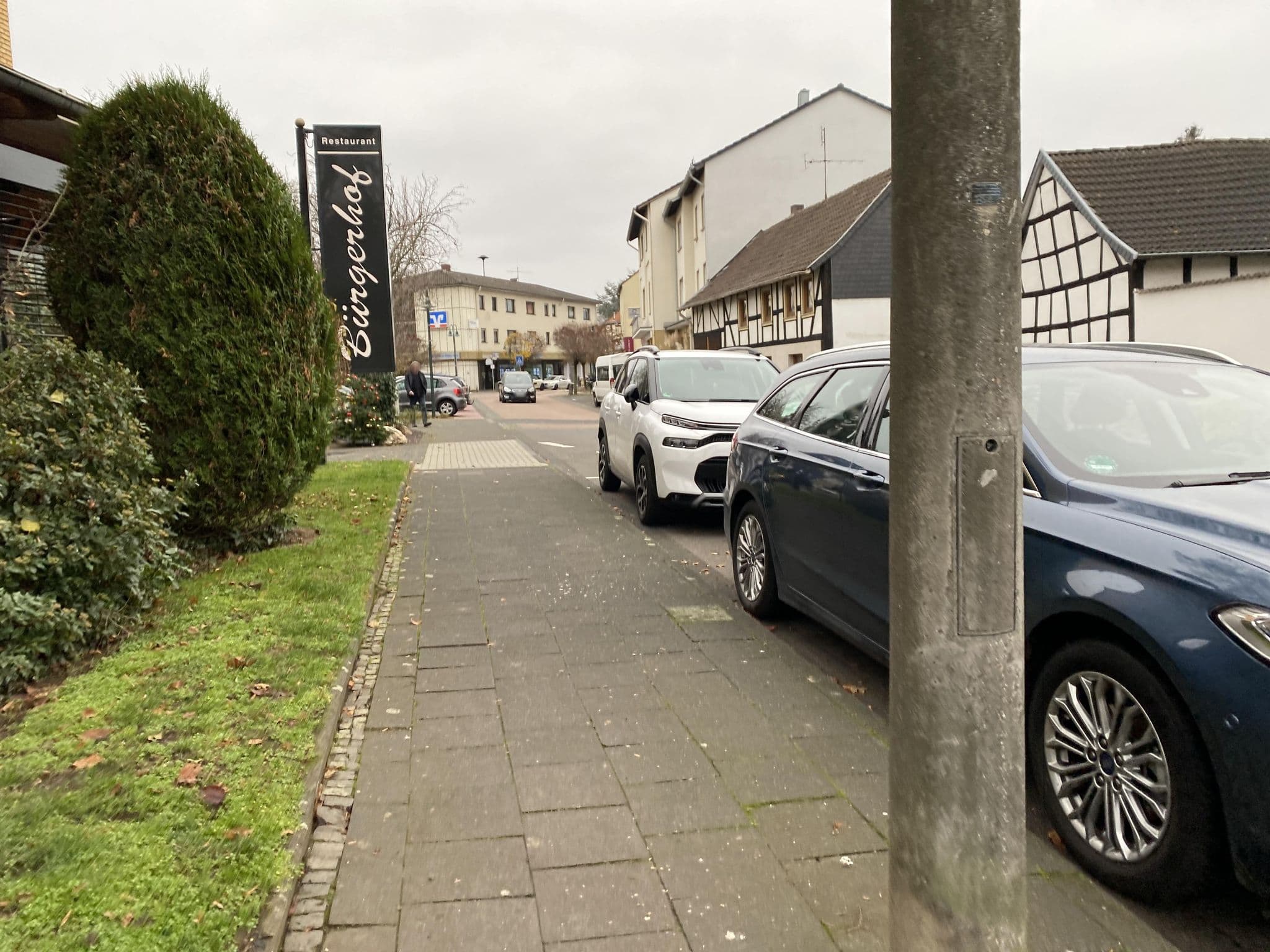 Street view near Bürgerhof Dalibor Hrgota Hotel Restaurant, Sankt Augustin — © deepblue66 (CC BY-SA · Mapillary)
